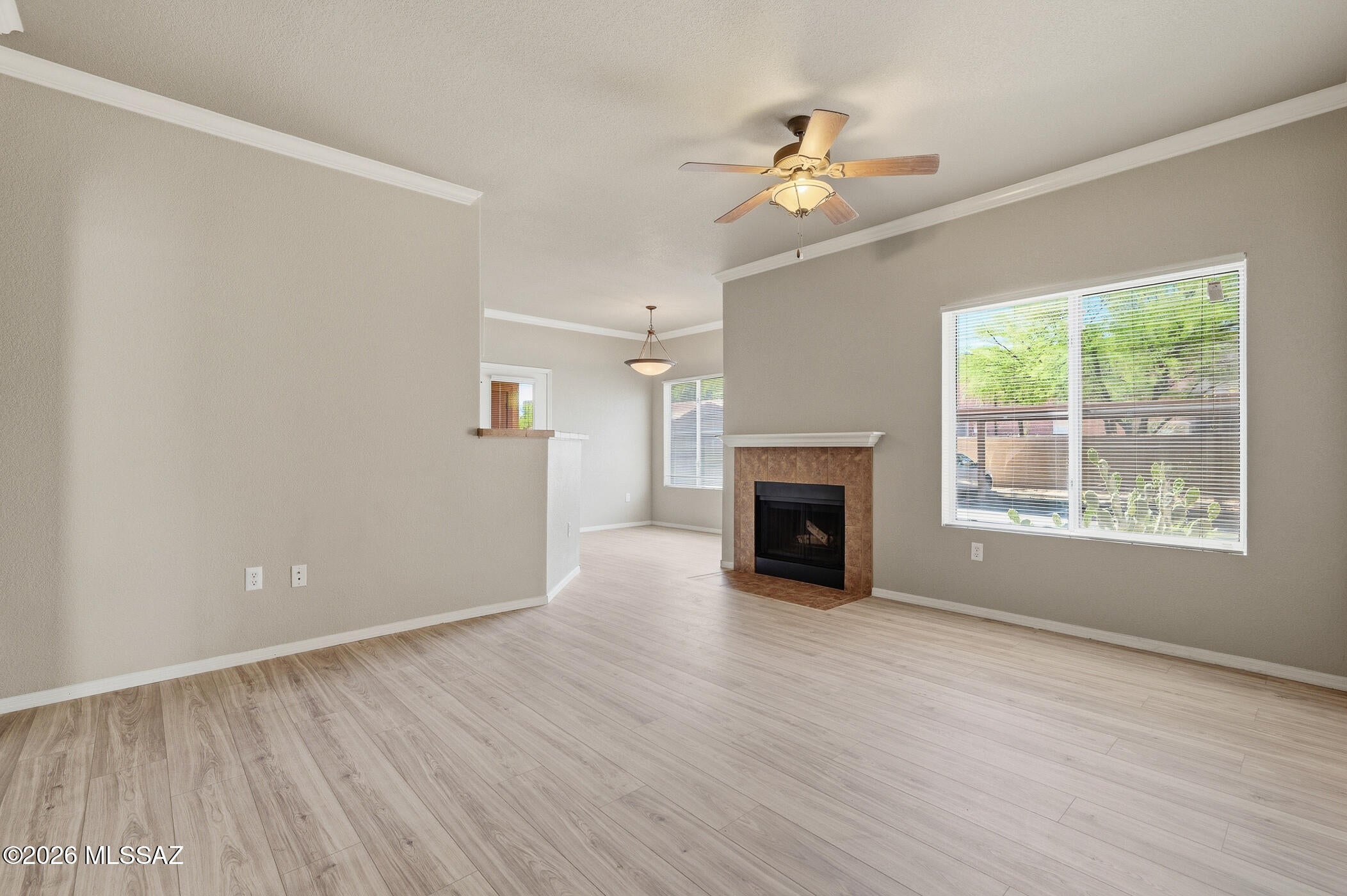 Pinnacle Canyon Condominium - Residential