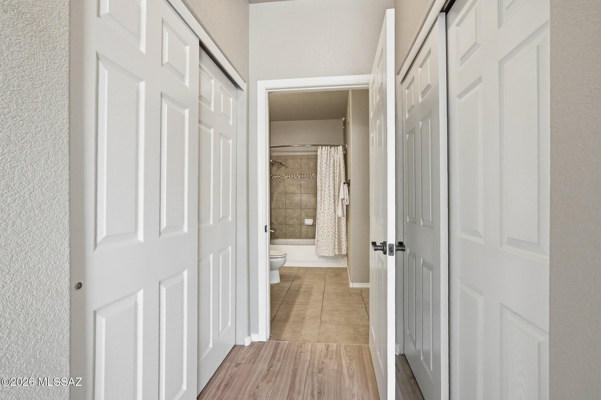 Pinnacle Canyon Condominium - Residential