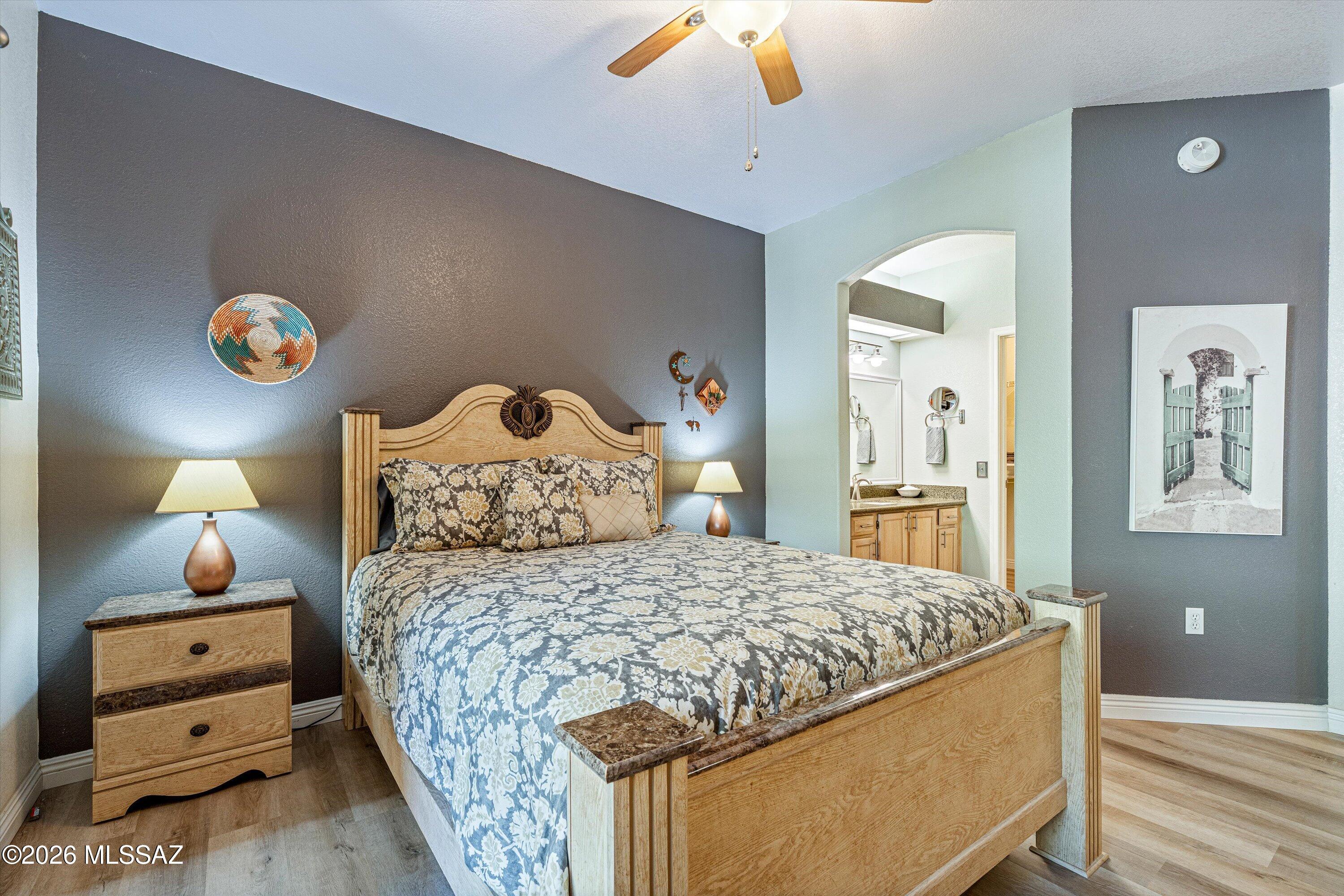 Pinnacle Canyon Condominium - Residential