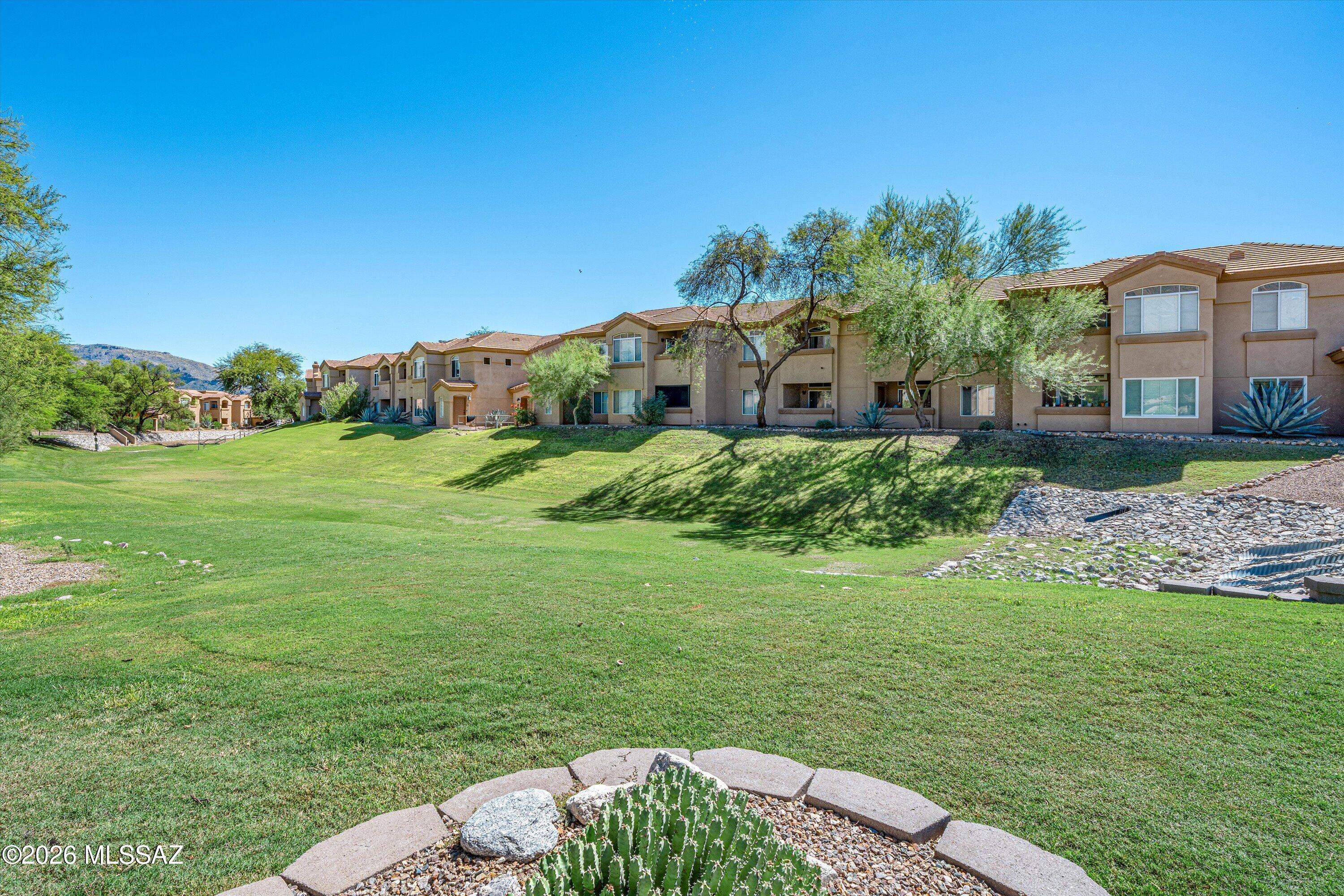 Pinnacle Canyon Condominium - Residential