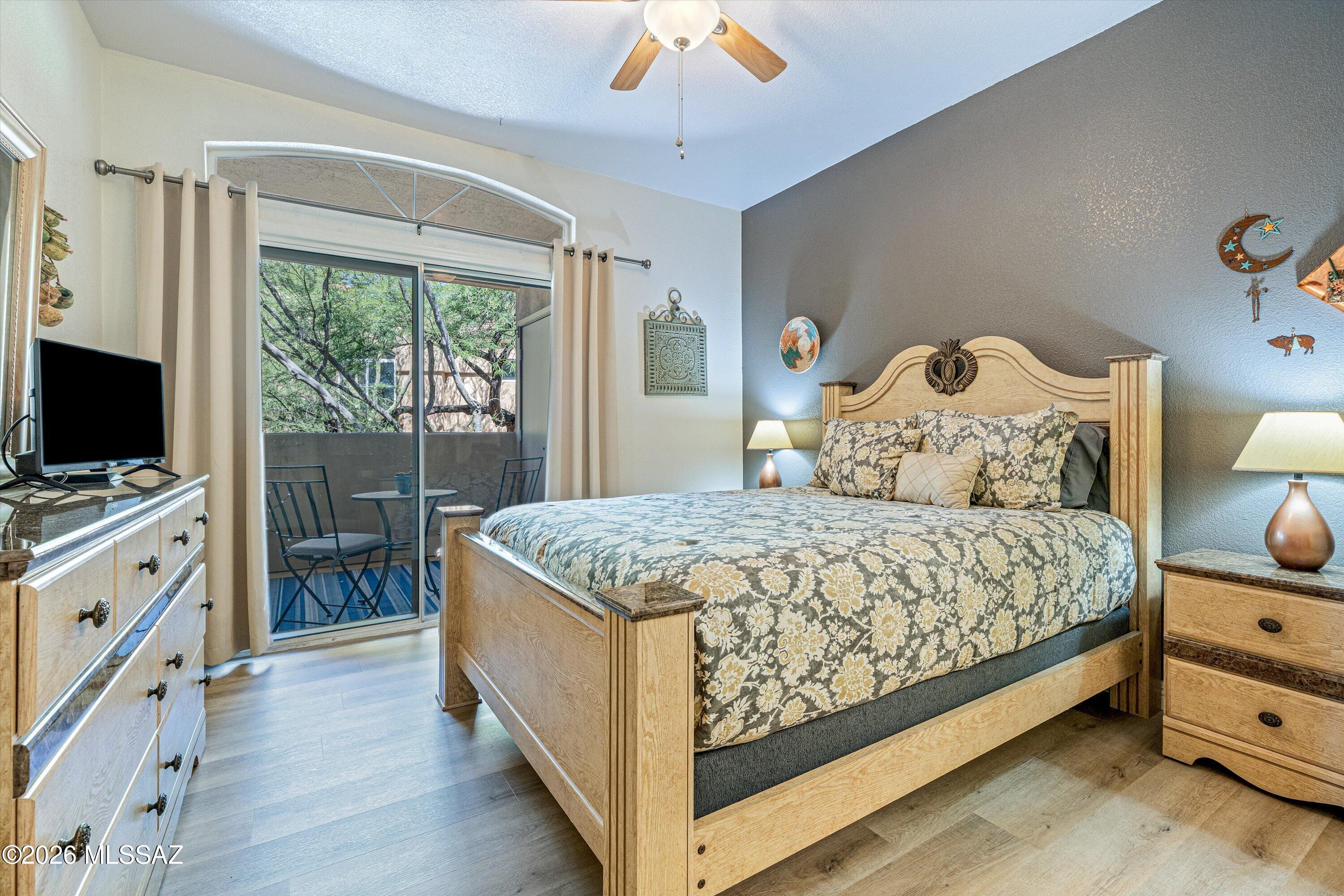 Pinnacle Canyon Condominium - Residential