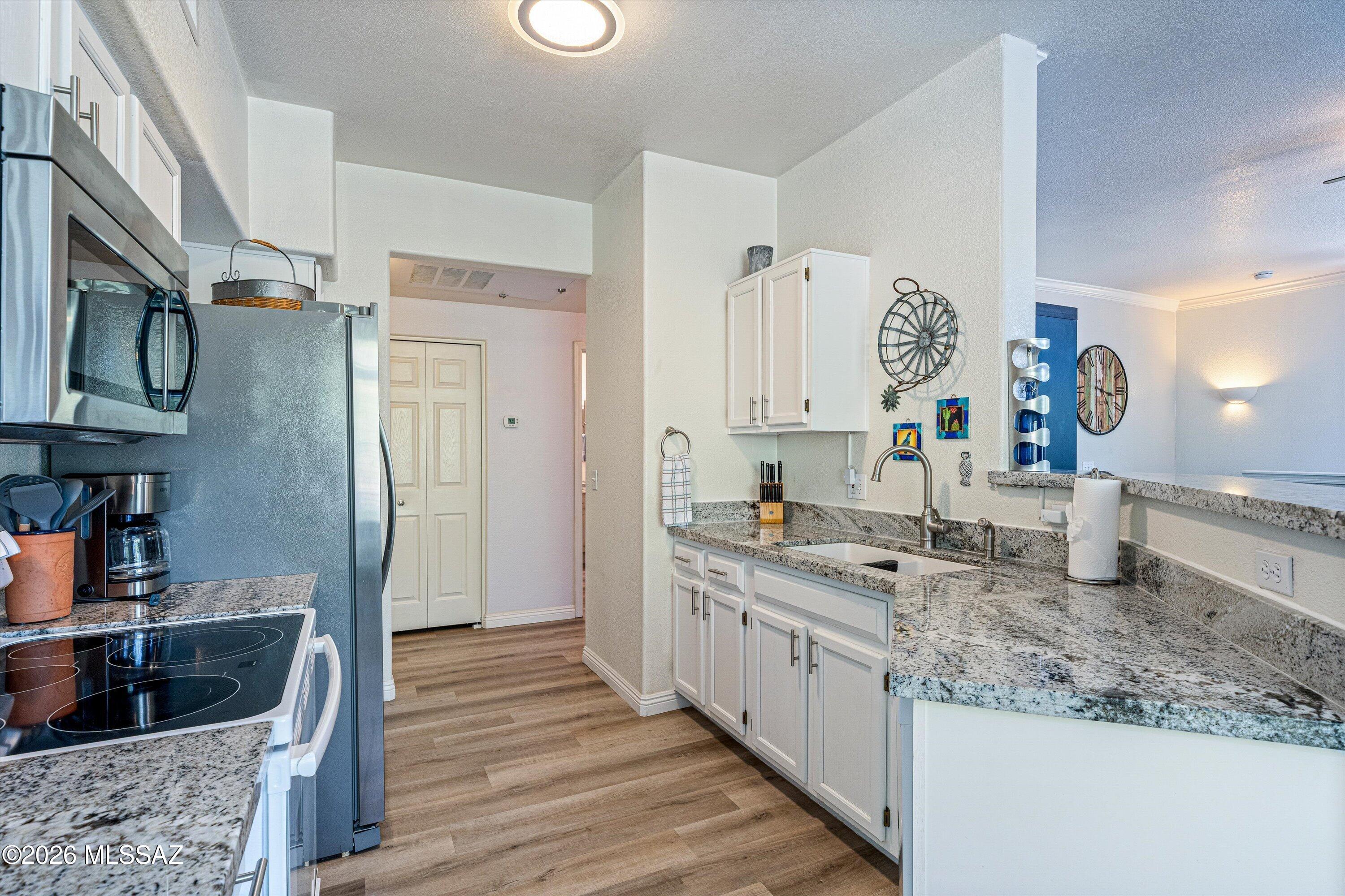 Pinnacle Canyon Condominium - Residential
