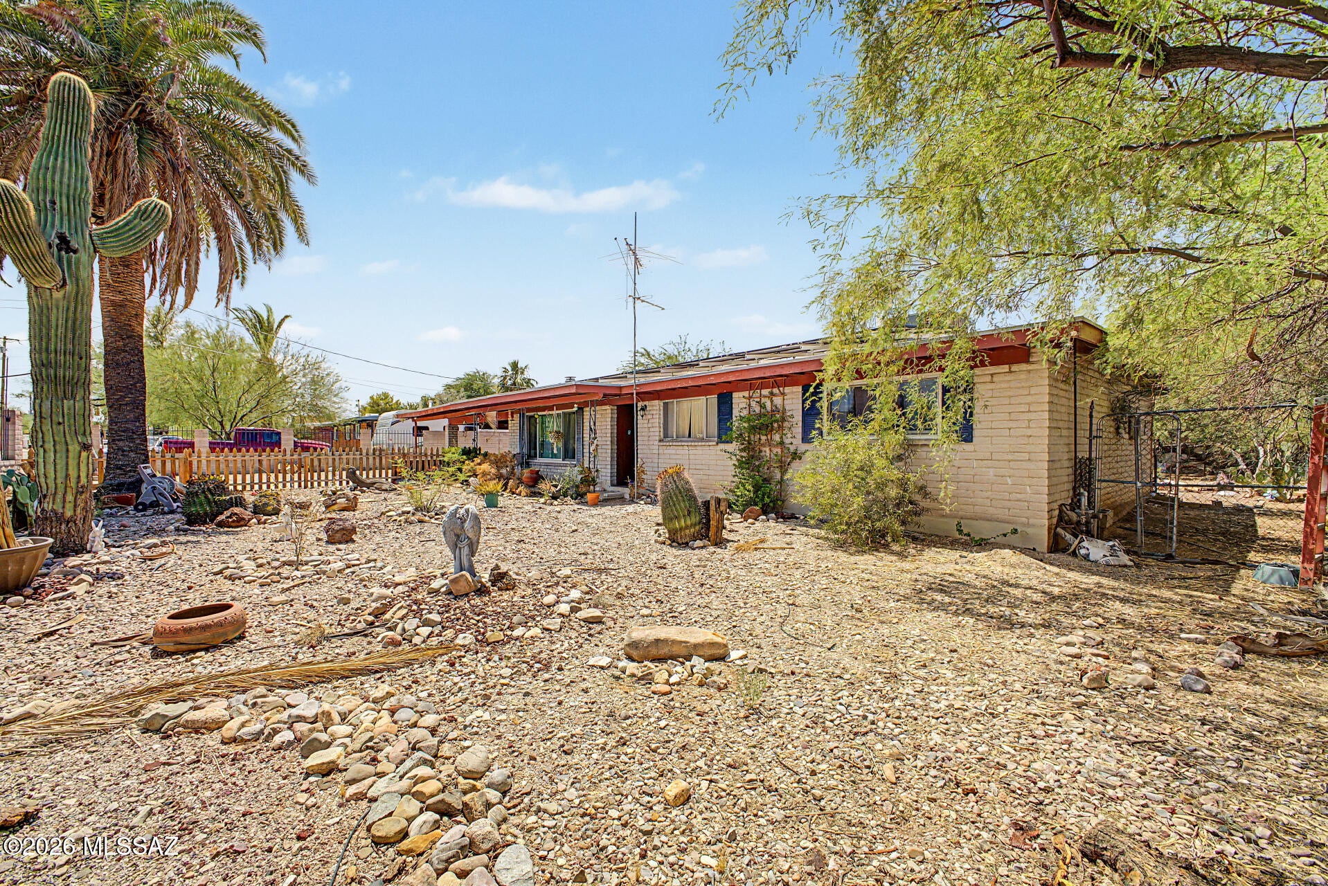 Cloverleaf Resub. - Residential