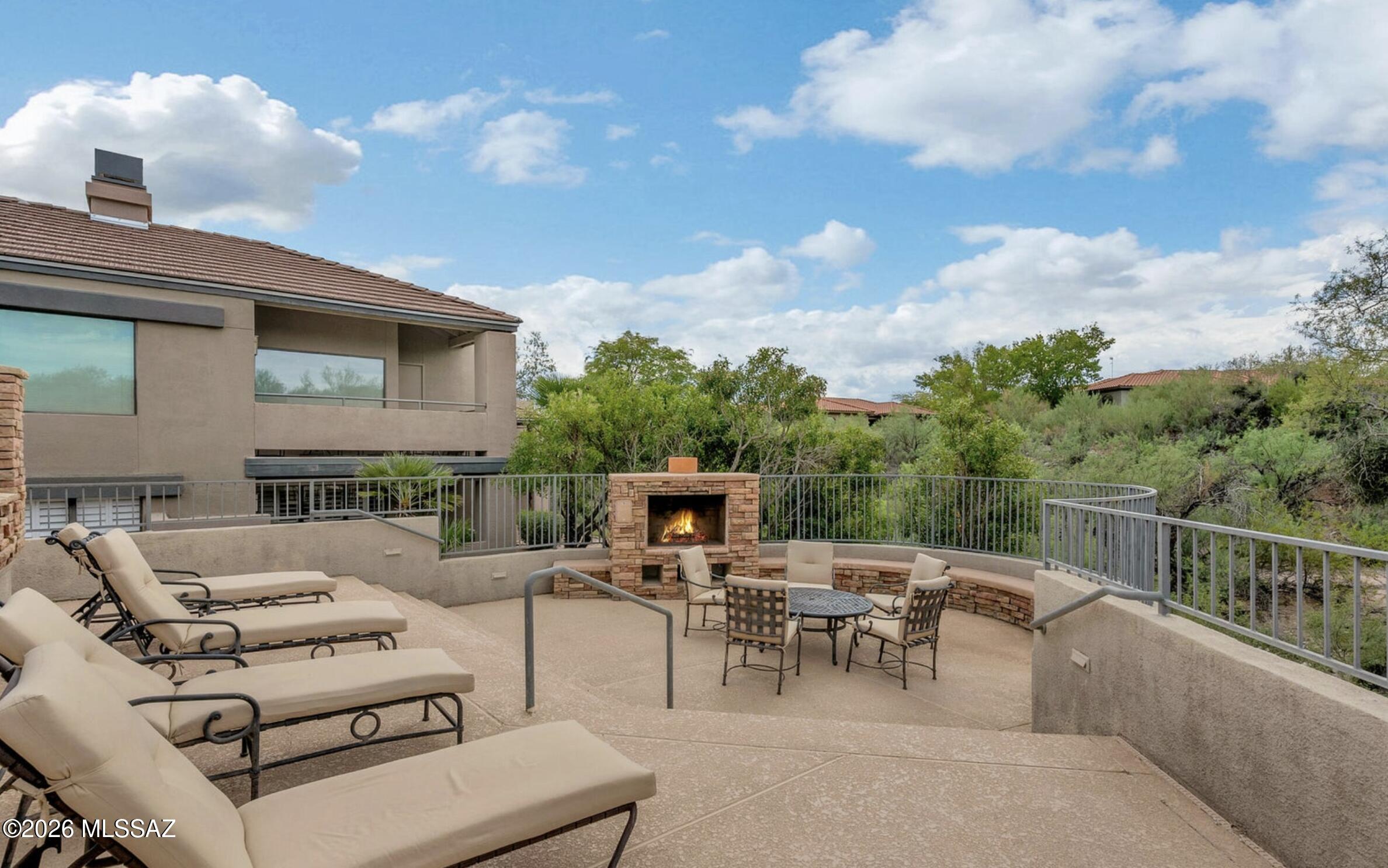 Greens at Ventana Canyon - Residential