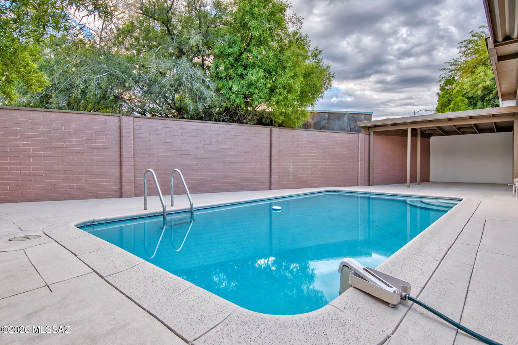 Sherwood Village Terrace (231-546) - Residential