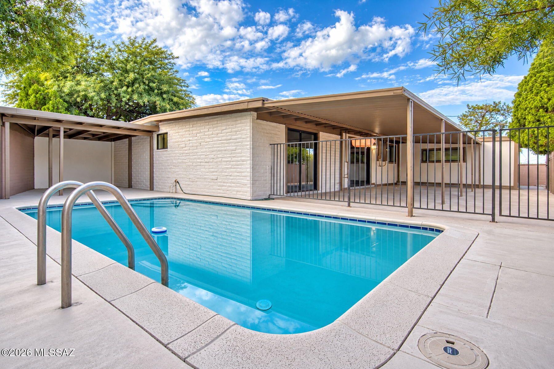 Sherwood Village Terrace (231-546) - Residential