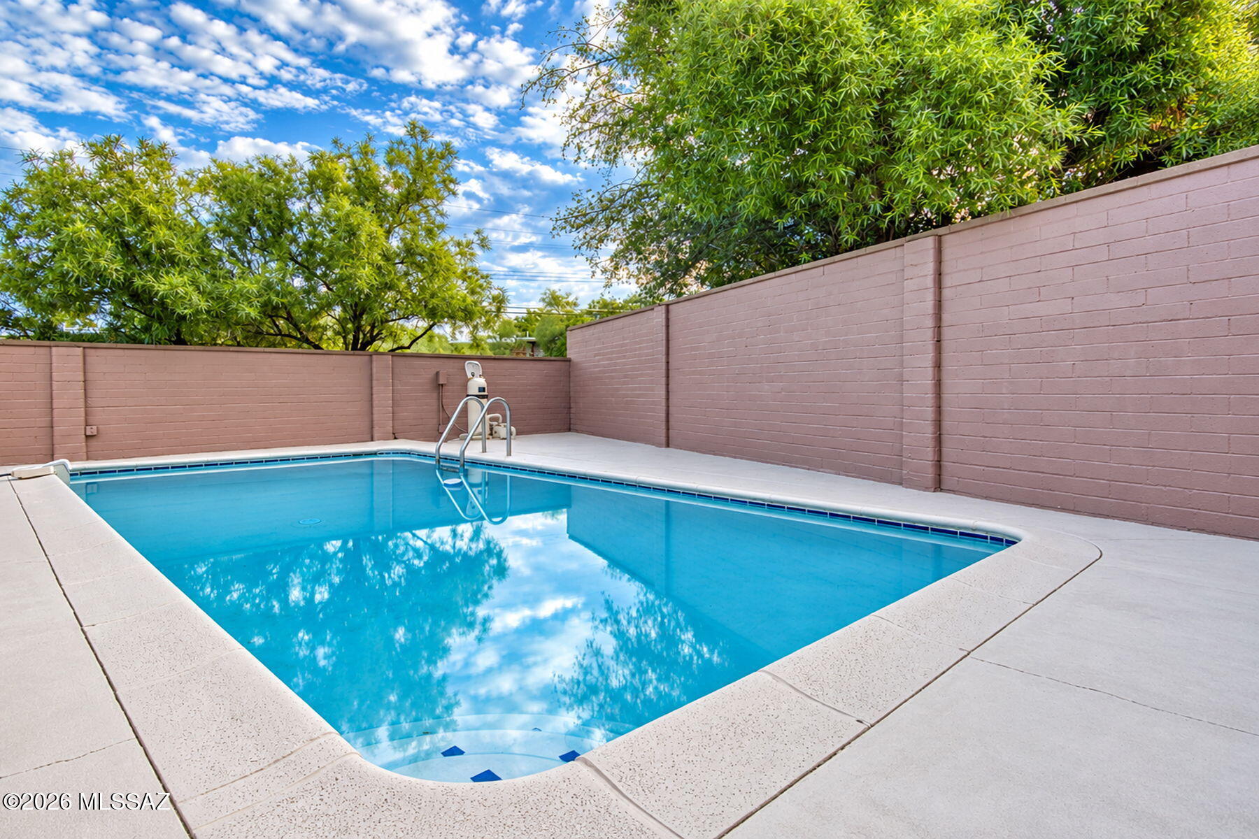 Sherwood Village Terrace (231-546) - Residential