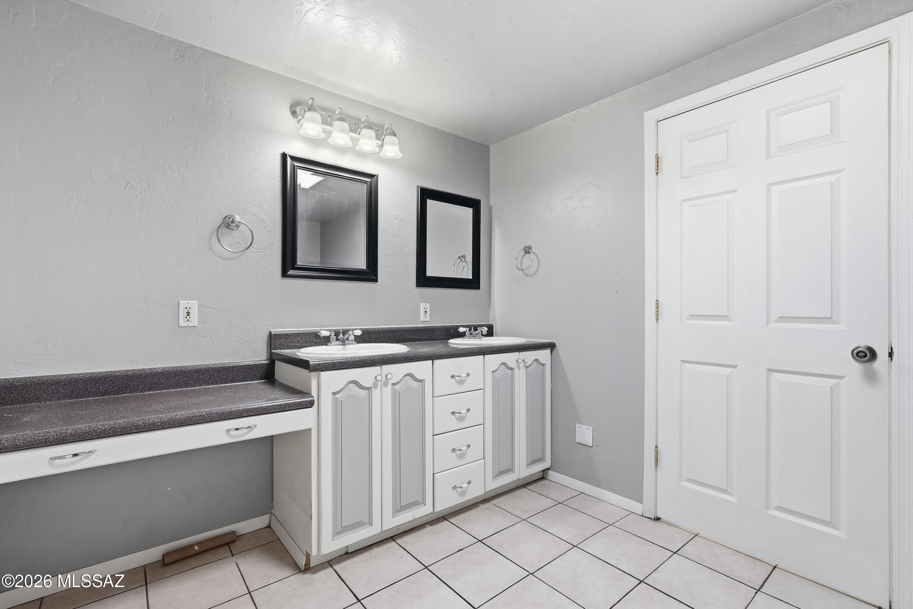 San Joaquin Estates (64-290) - Residential