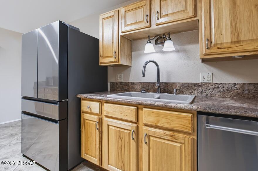 Verde Catalina Townhouses(1-149) - Residential Lease