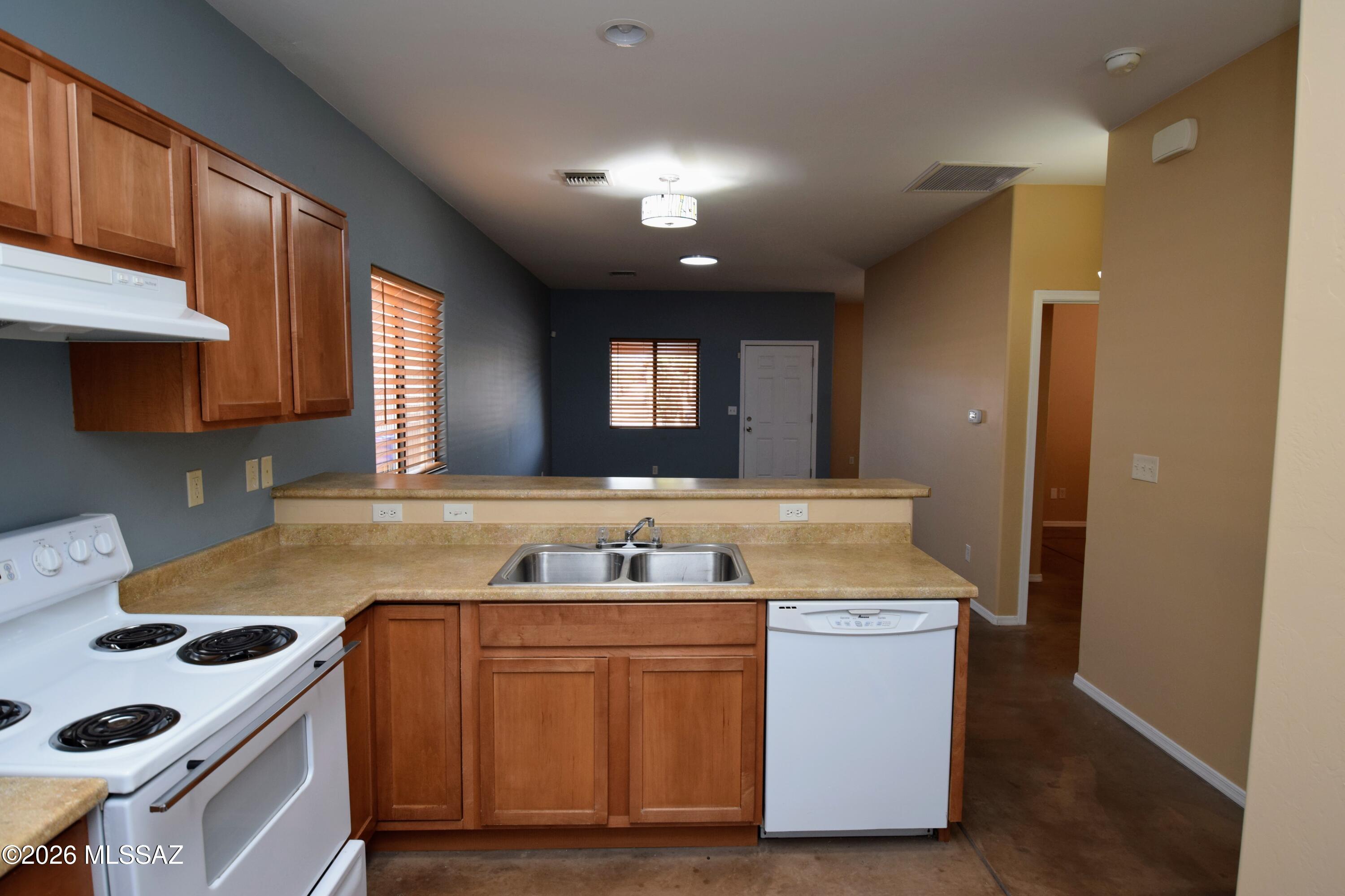 Manlove Add Amended - Residential Lease