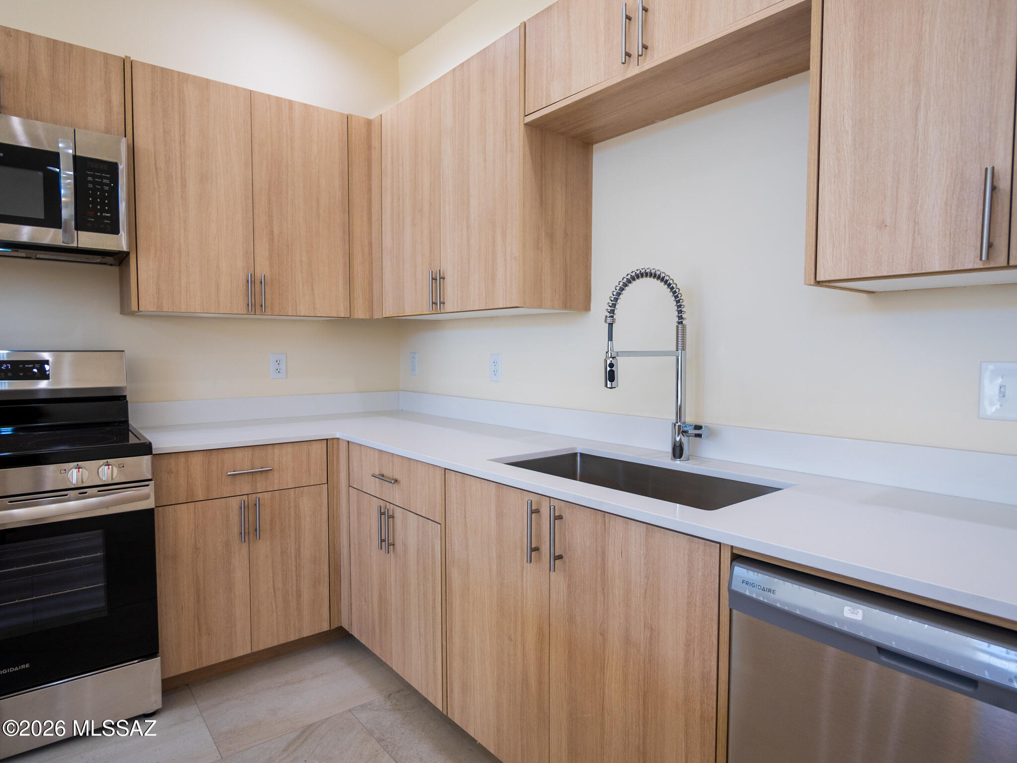 1620 E Hedrick - Residential Lease