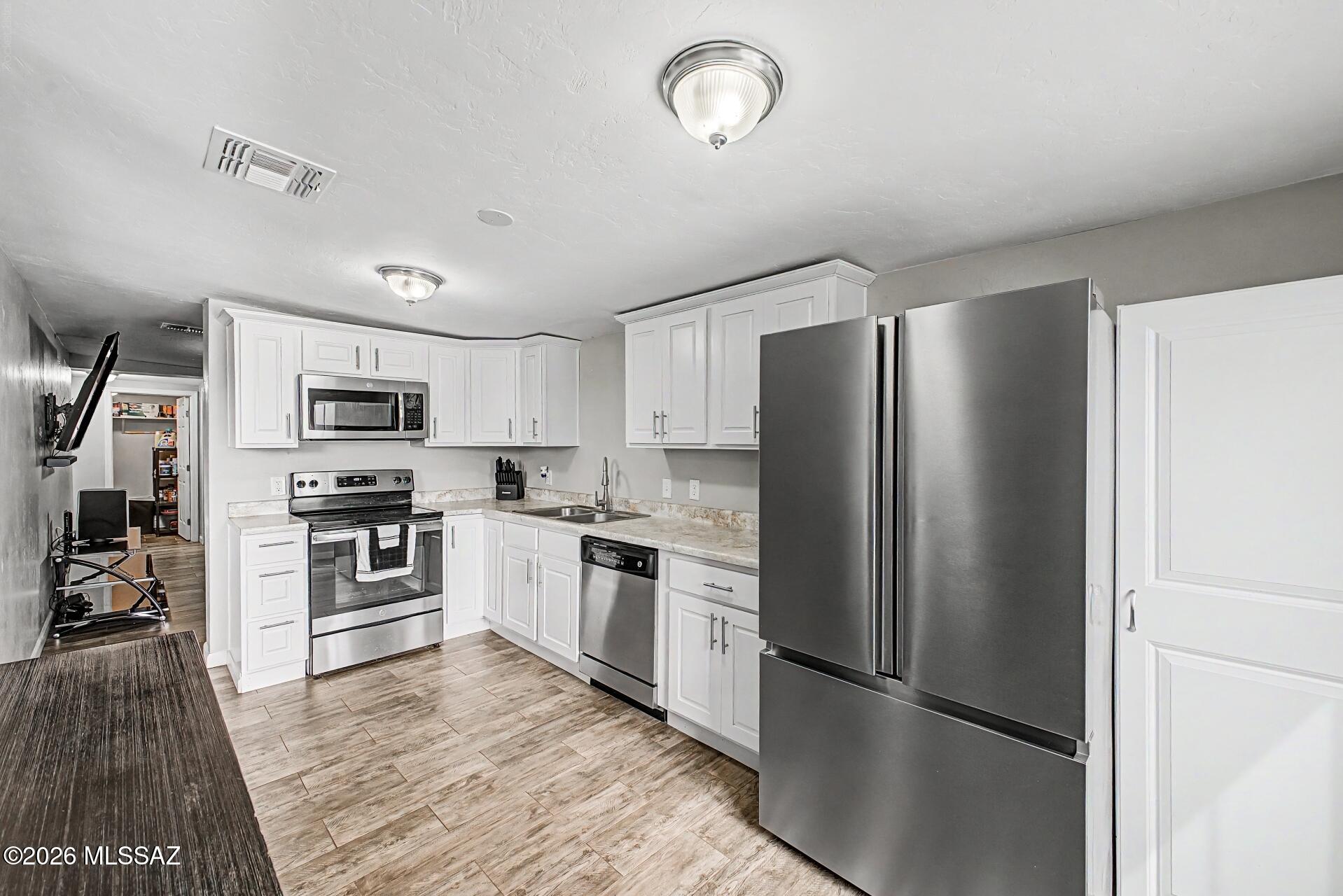 Rodeo Addition Resub. - Residential