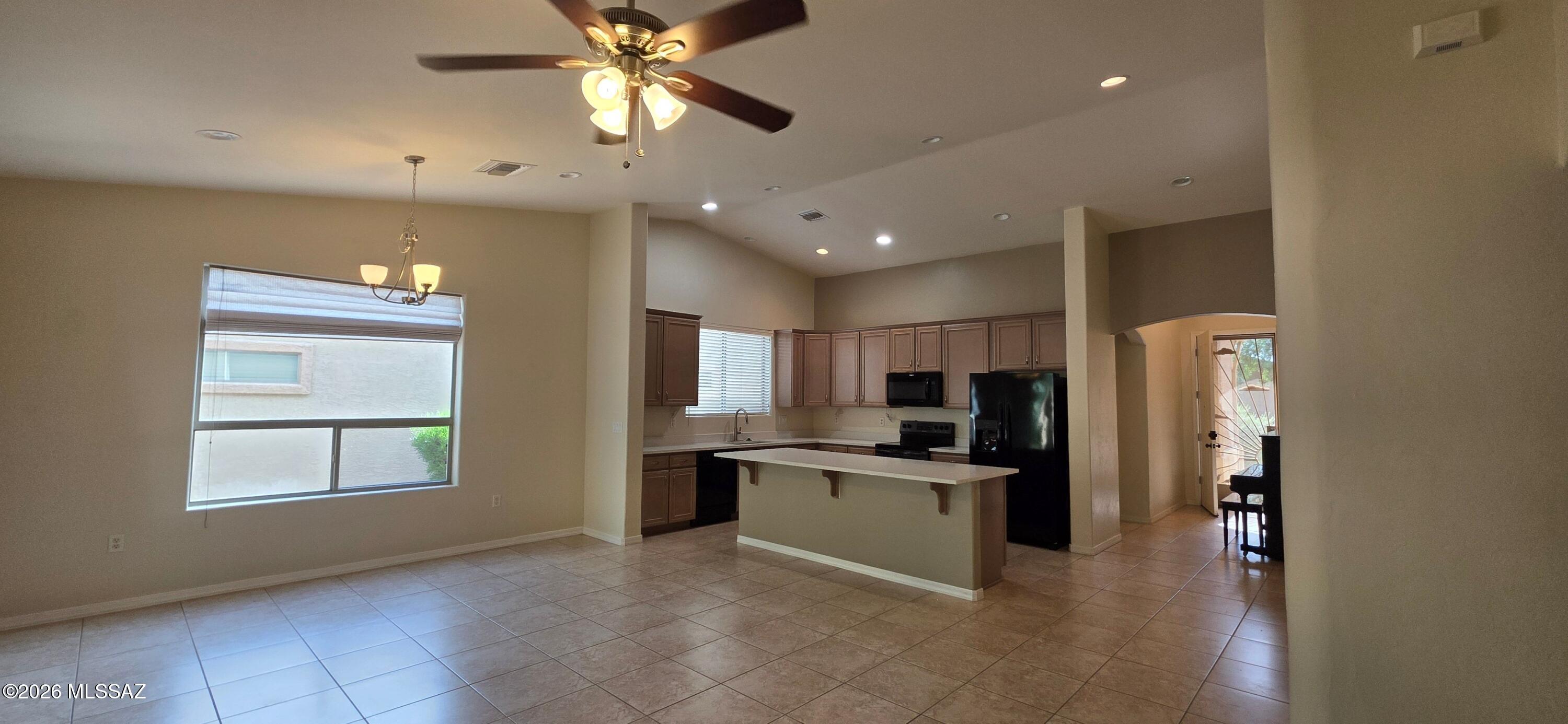 Las Campanas Villiage Phase II (112-219) - Residential