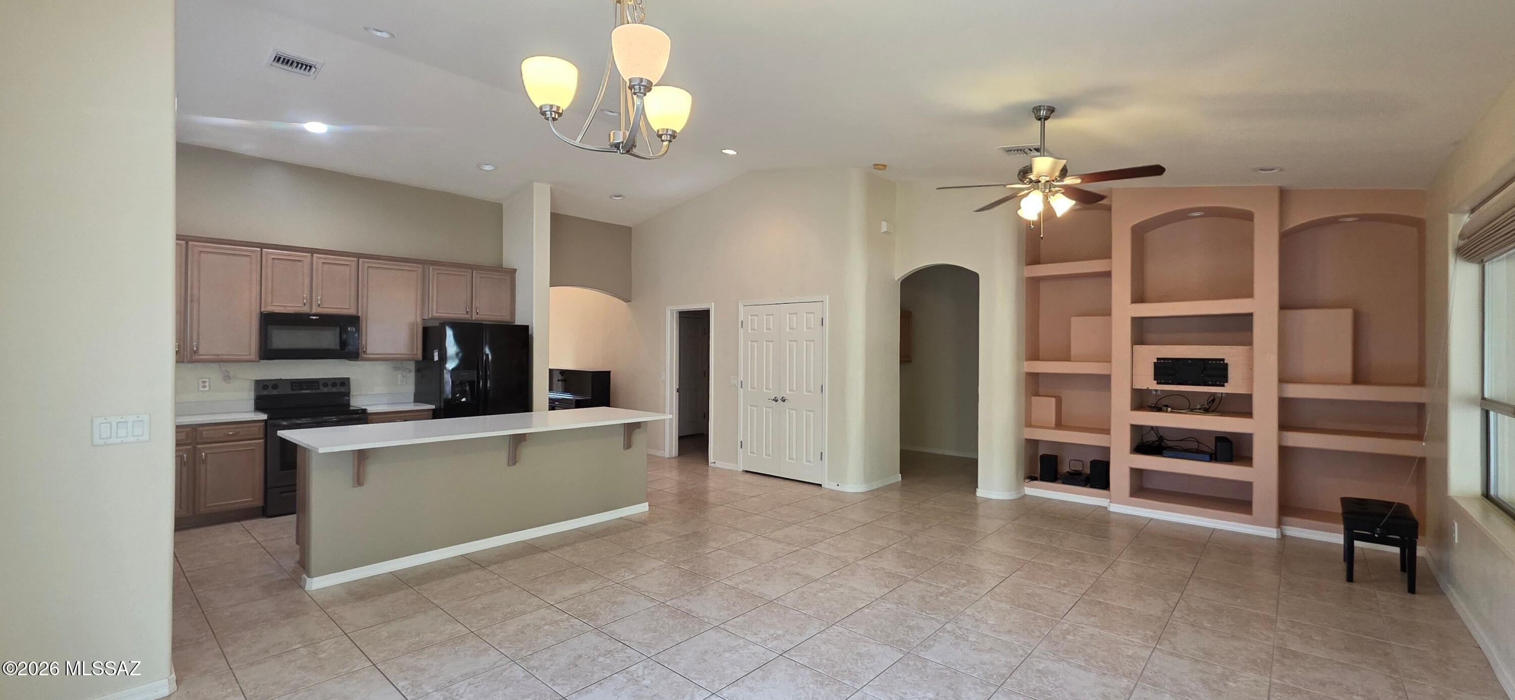 Las Campanas Villiage Phase II (112-219) - Residential