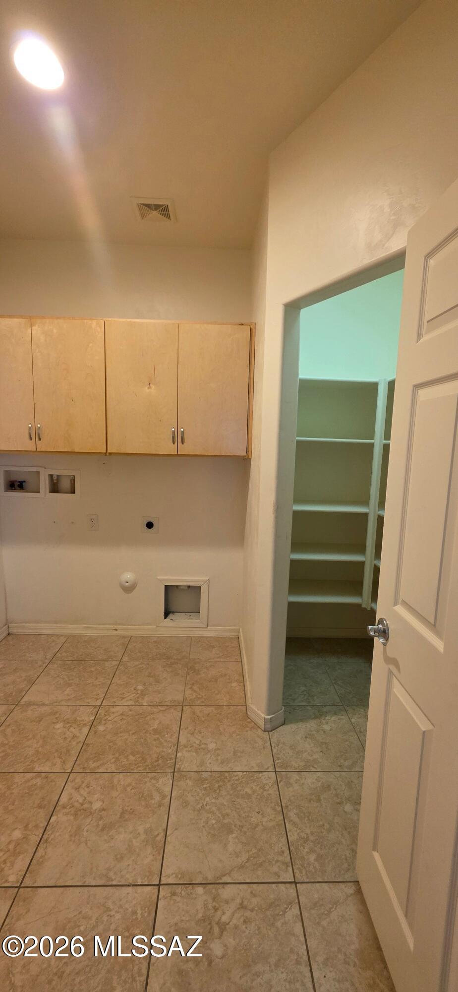 Las Campanas Villiage Phase II (112-219) - Residential