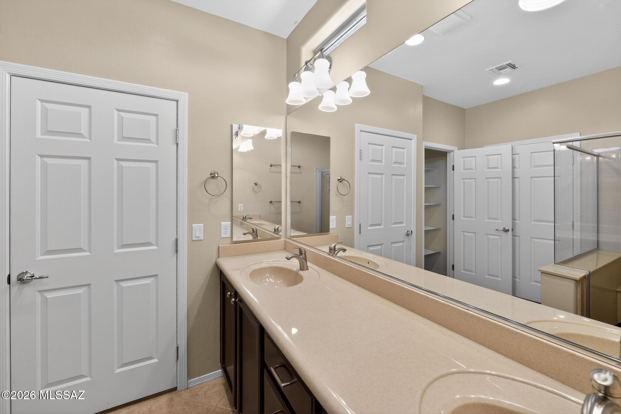 Del Webb at Rancho Del Lago Phase II SQ20112850077 - Residential