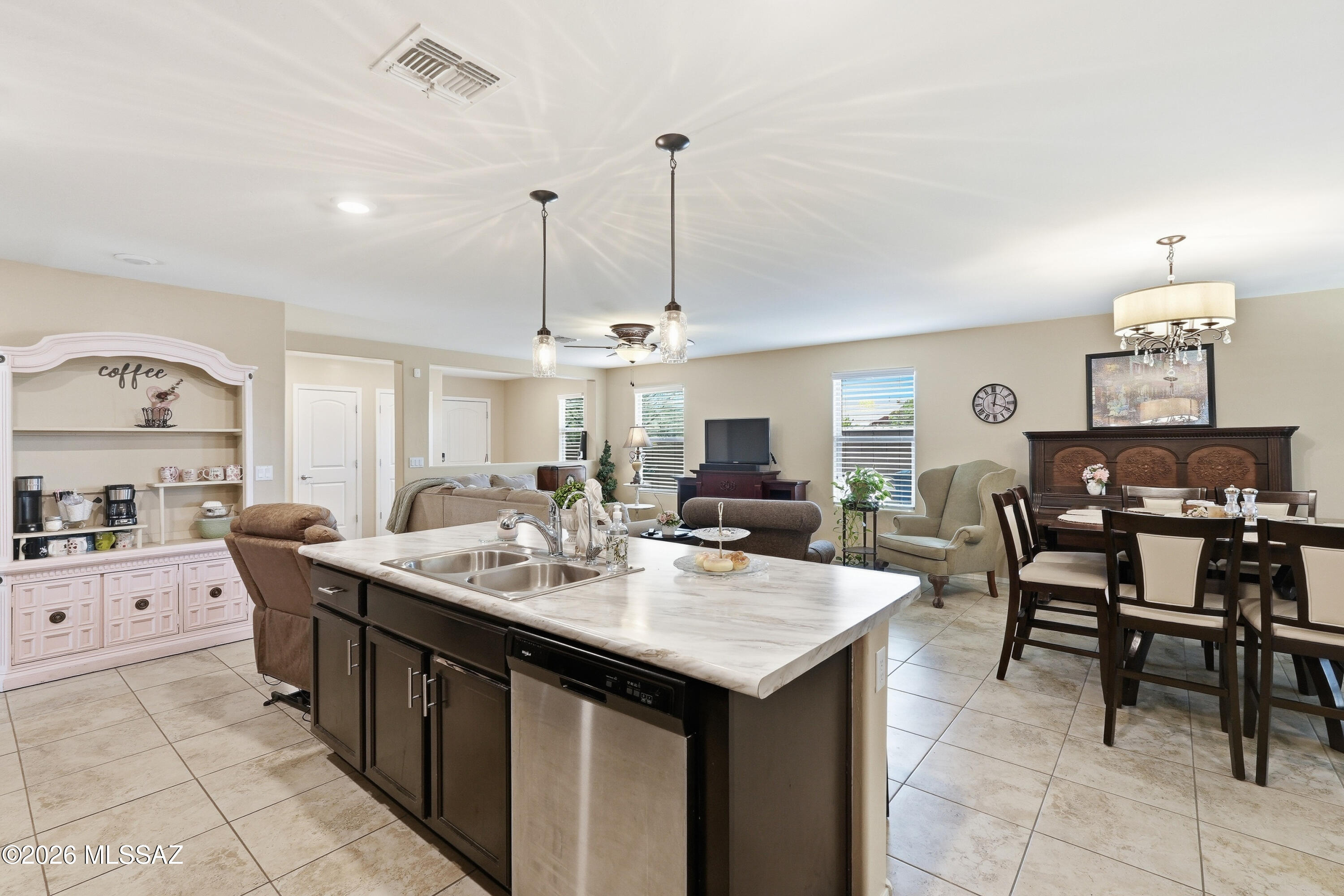 Desert Point 2 - Residential