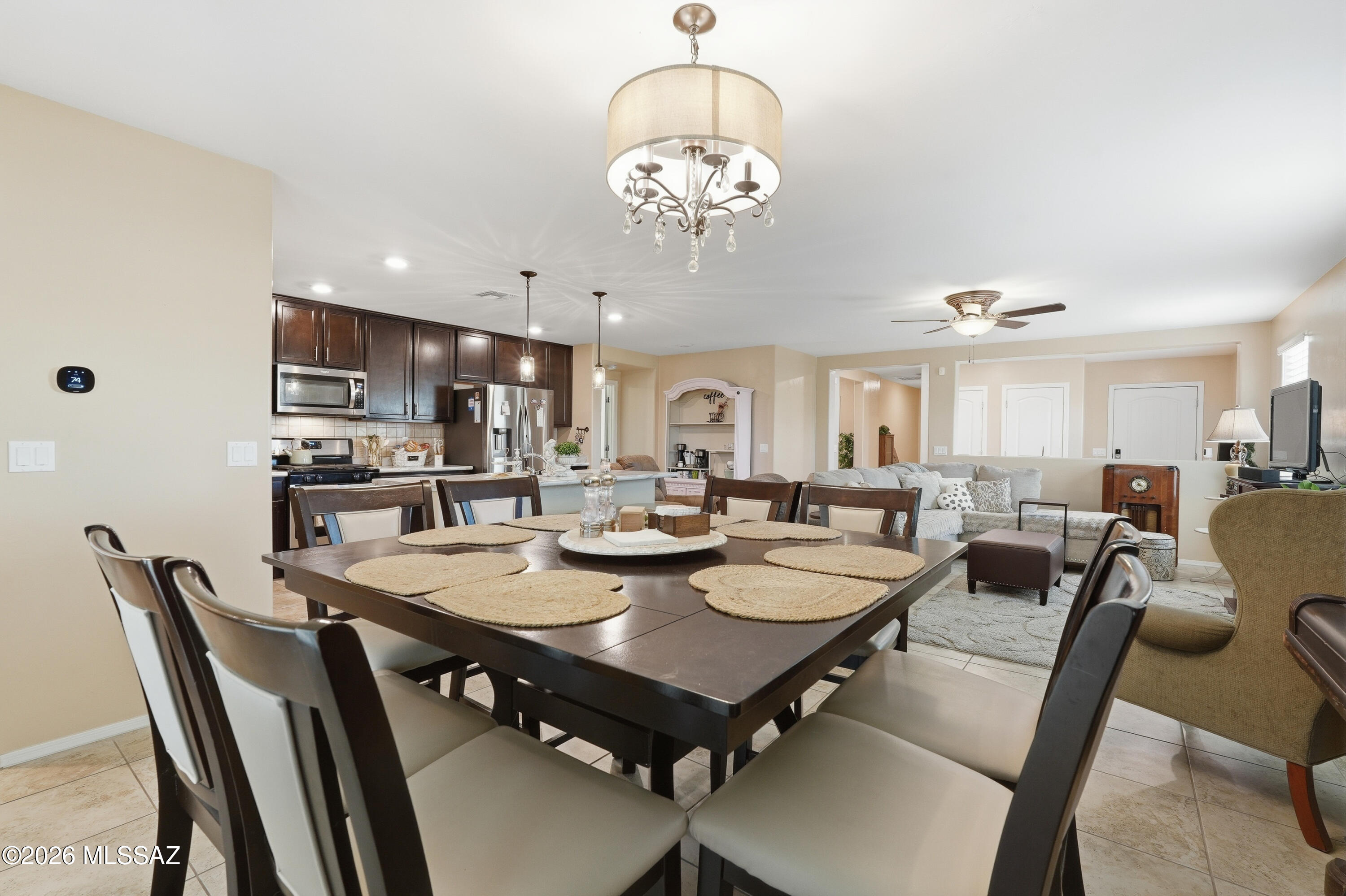 Desert Point 2 - Residential