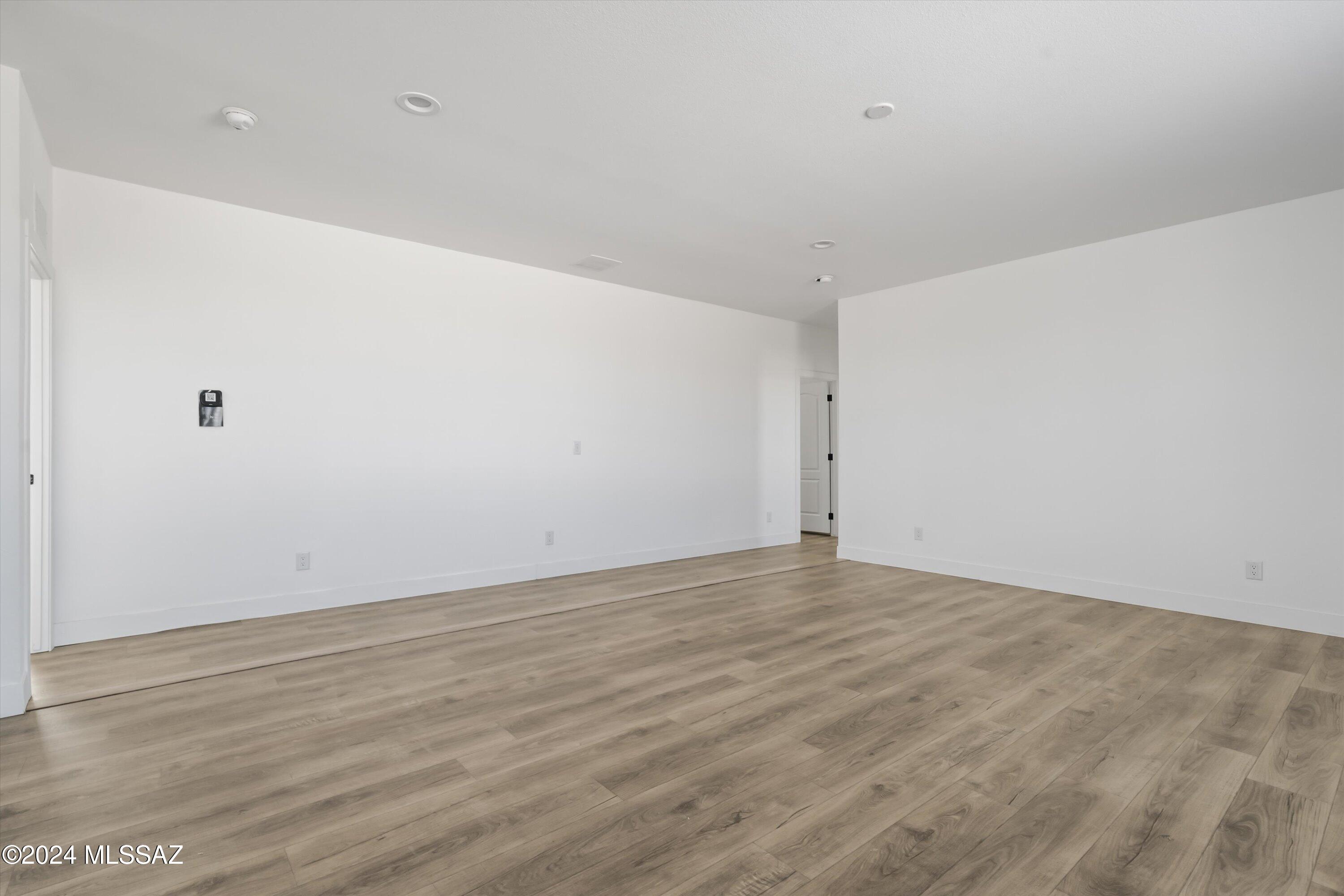 Unsubdivided - Residential