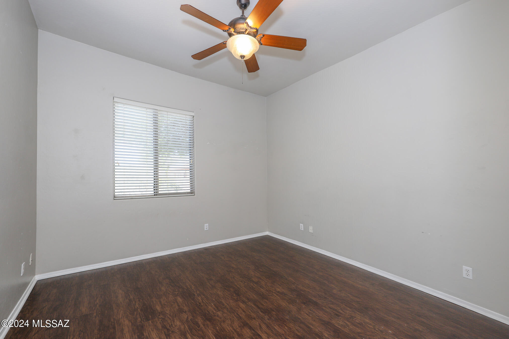 Continental Reserve Blk. 14 (1-82) - Residential