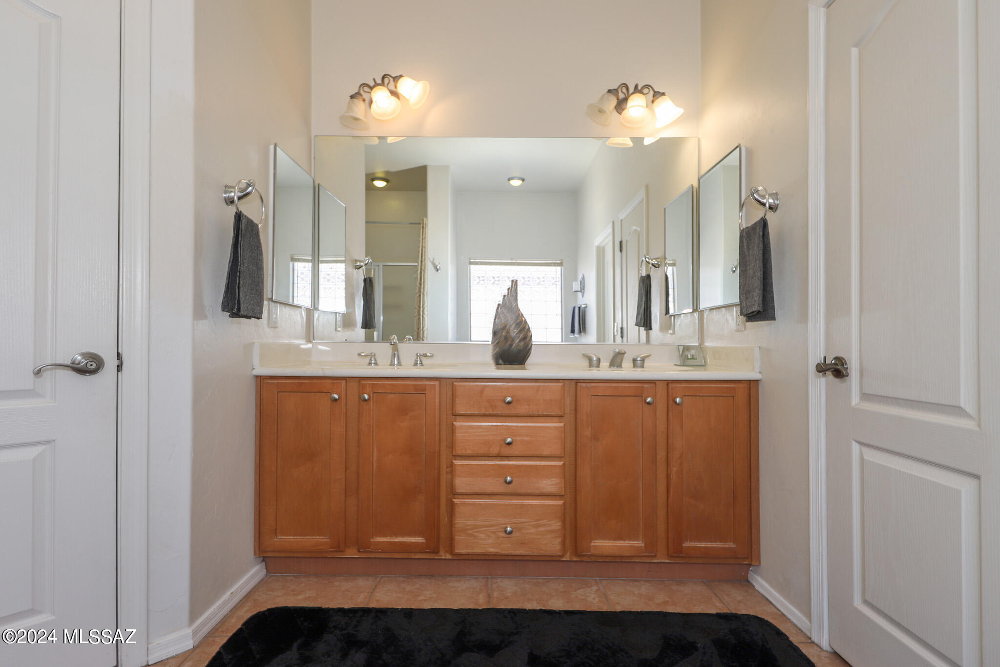 Continental Reserve Blk. 14 (1-82) - Residential