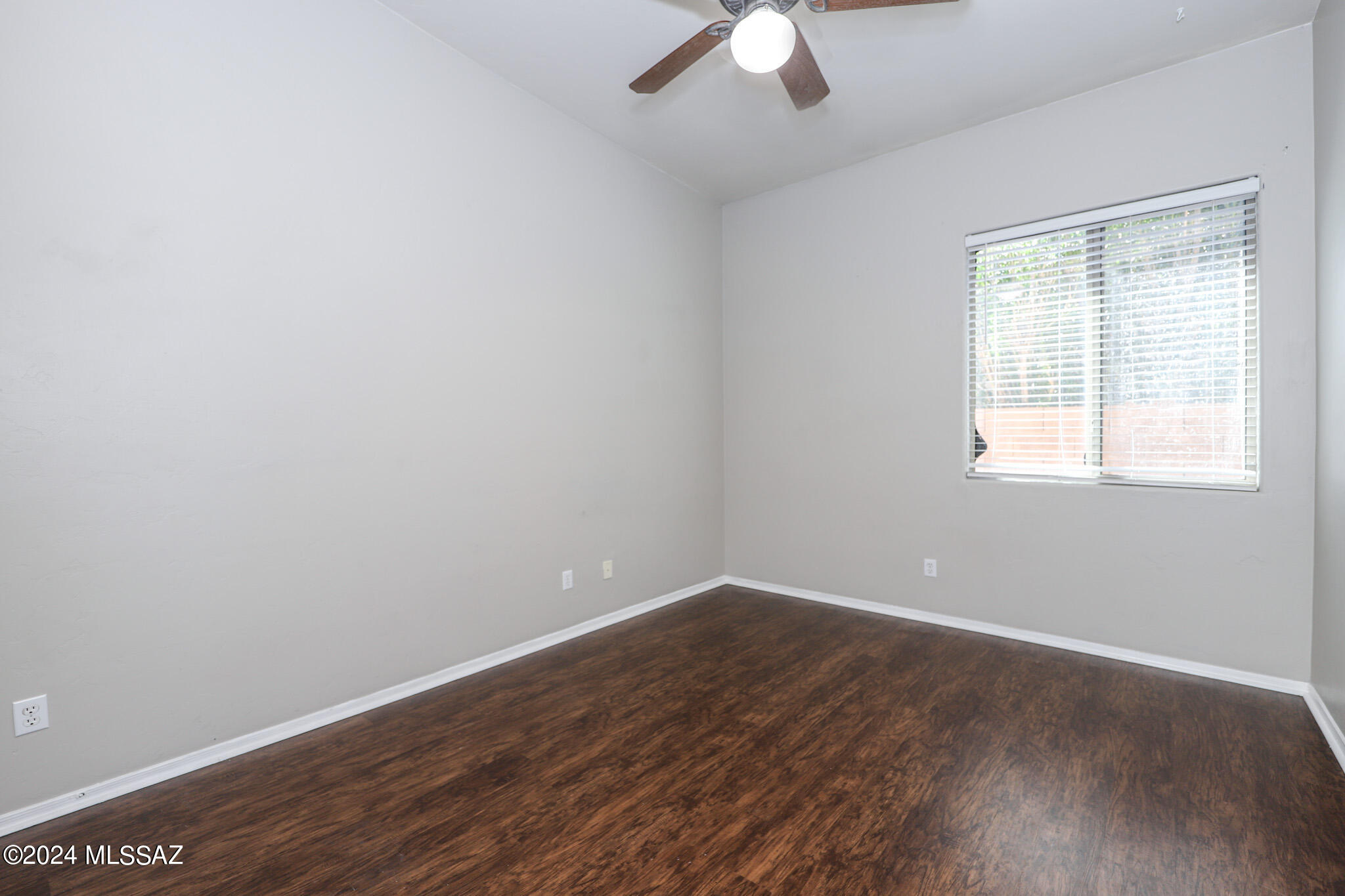 Continental Reserve Blk. 14 (1-82) - Residential