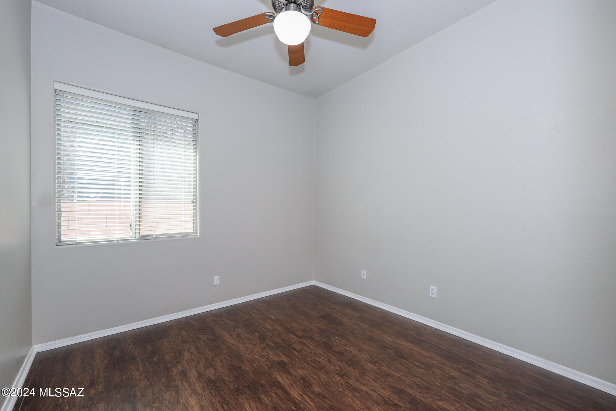 Continental Reserve Blk. 14 (1-82) - Residential