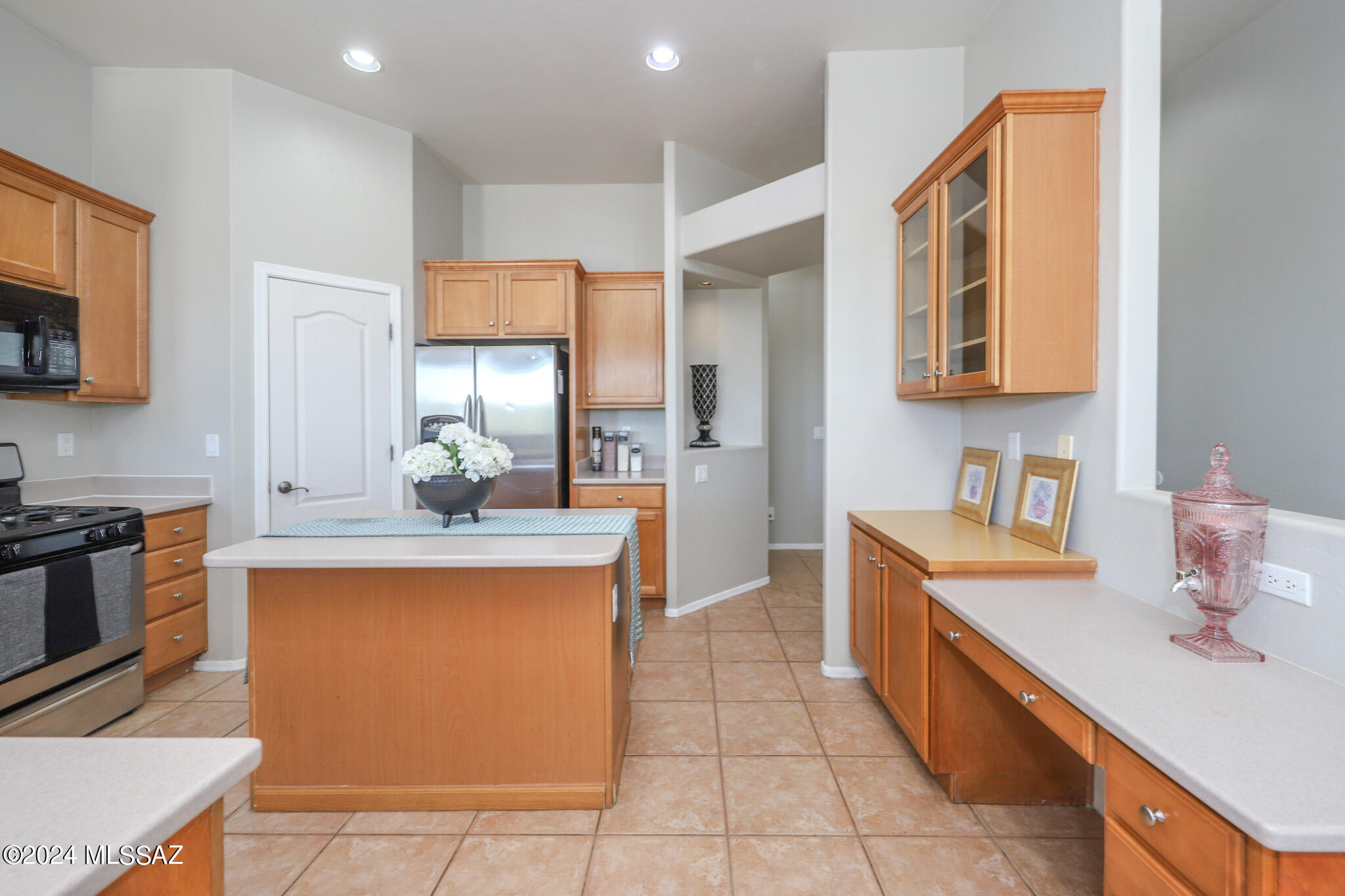 Continental Reserve Blk. 14 (1-82) - Residential