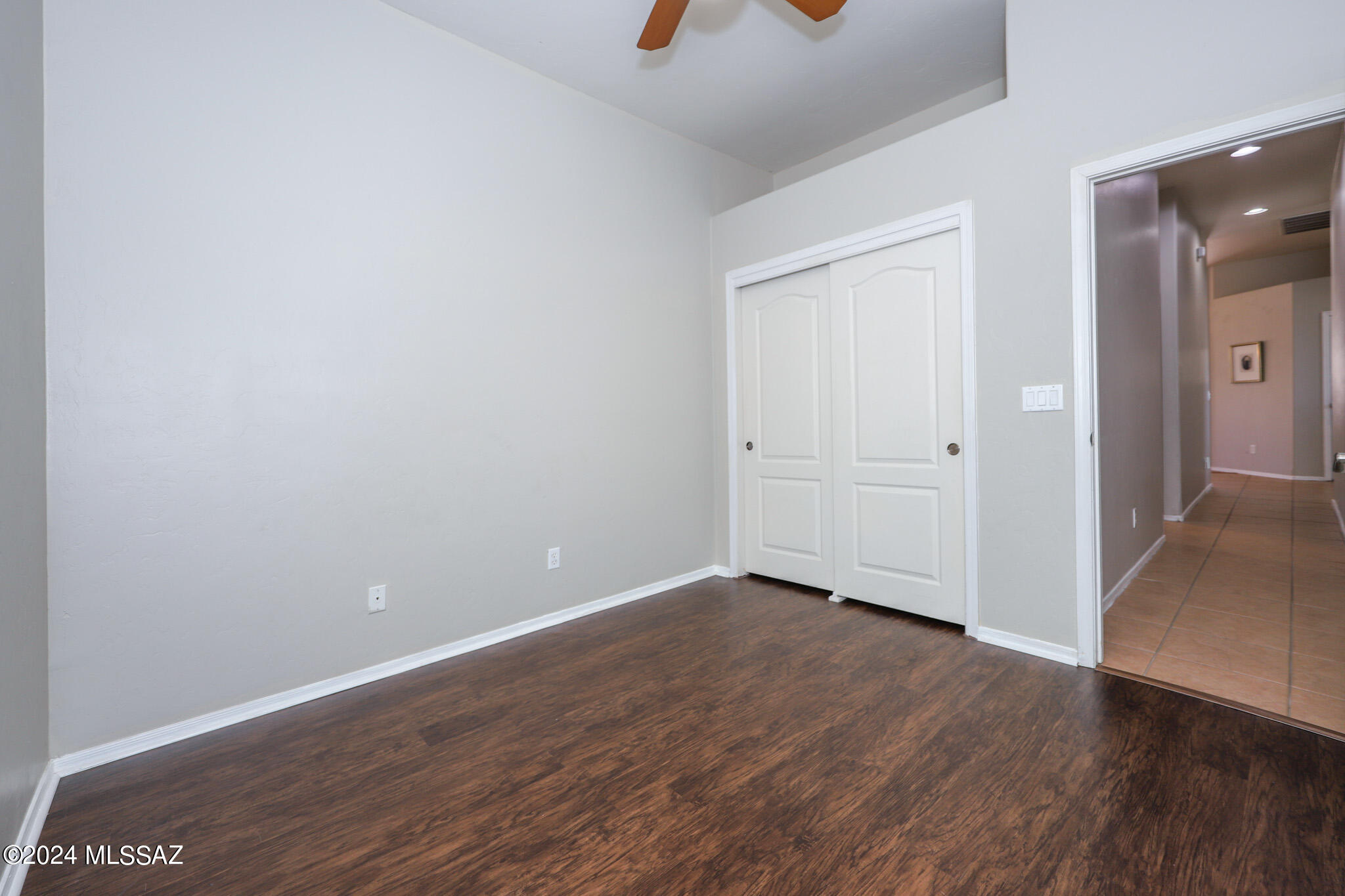 Continental Reserve Blk. 14 (1-82) - Residential