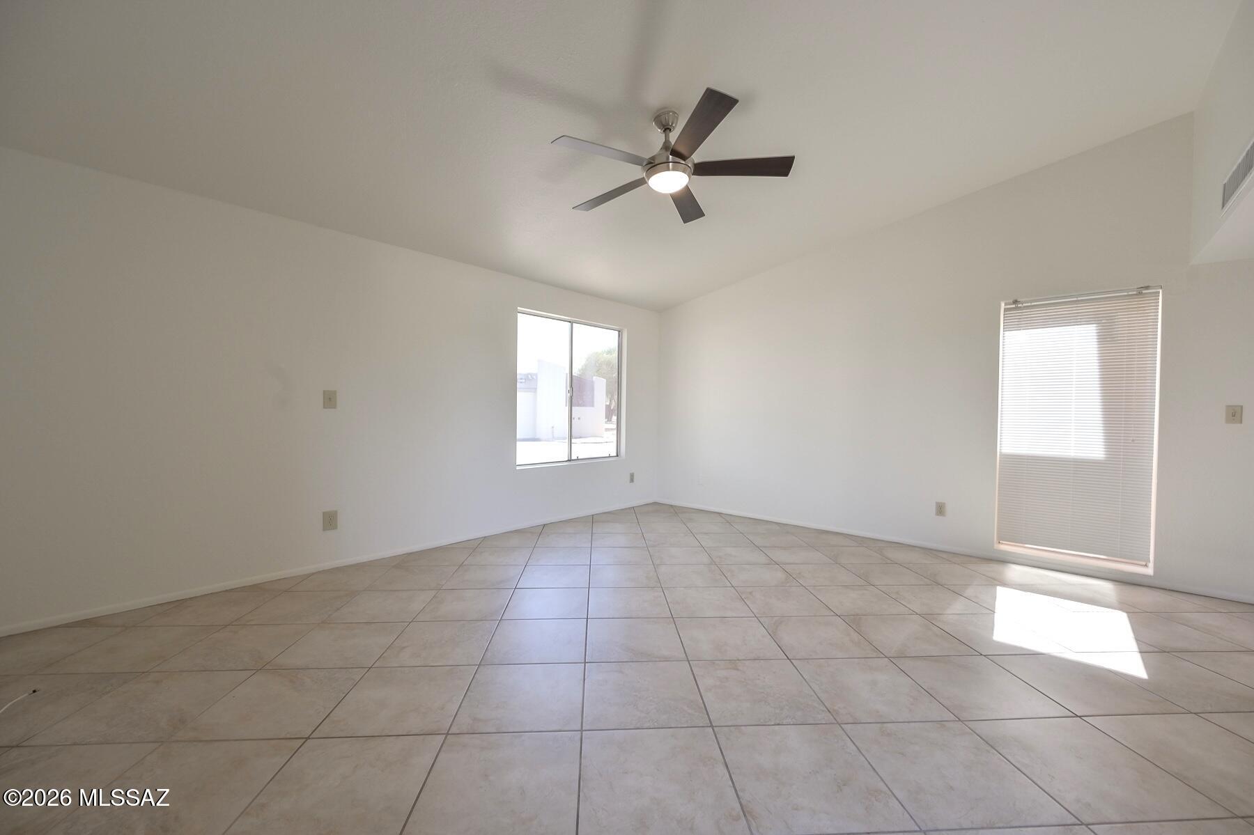 Pantano Townhomes (1-118) - Residential