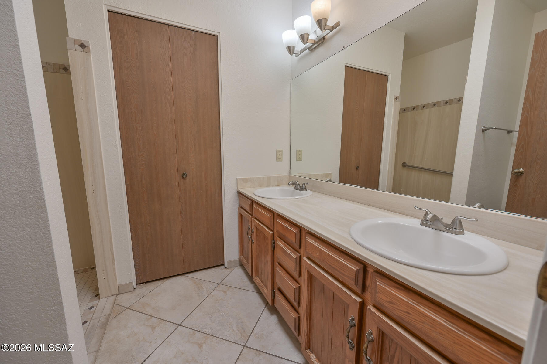 Pantano Townhomes (1-118) - Residential