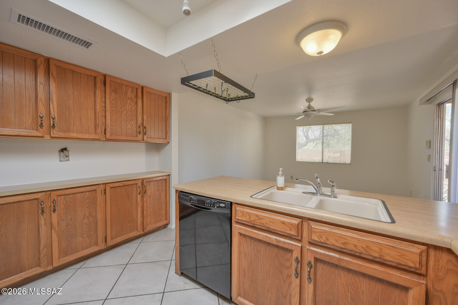 Pantano Townhomes (1-118) - Residential