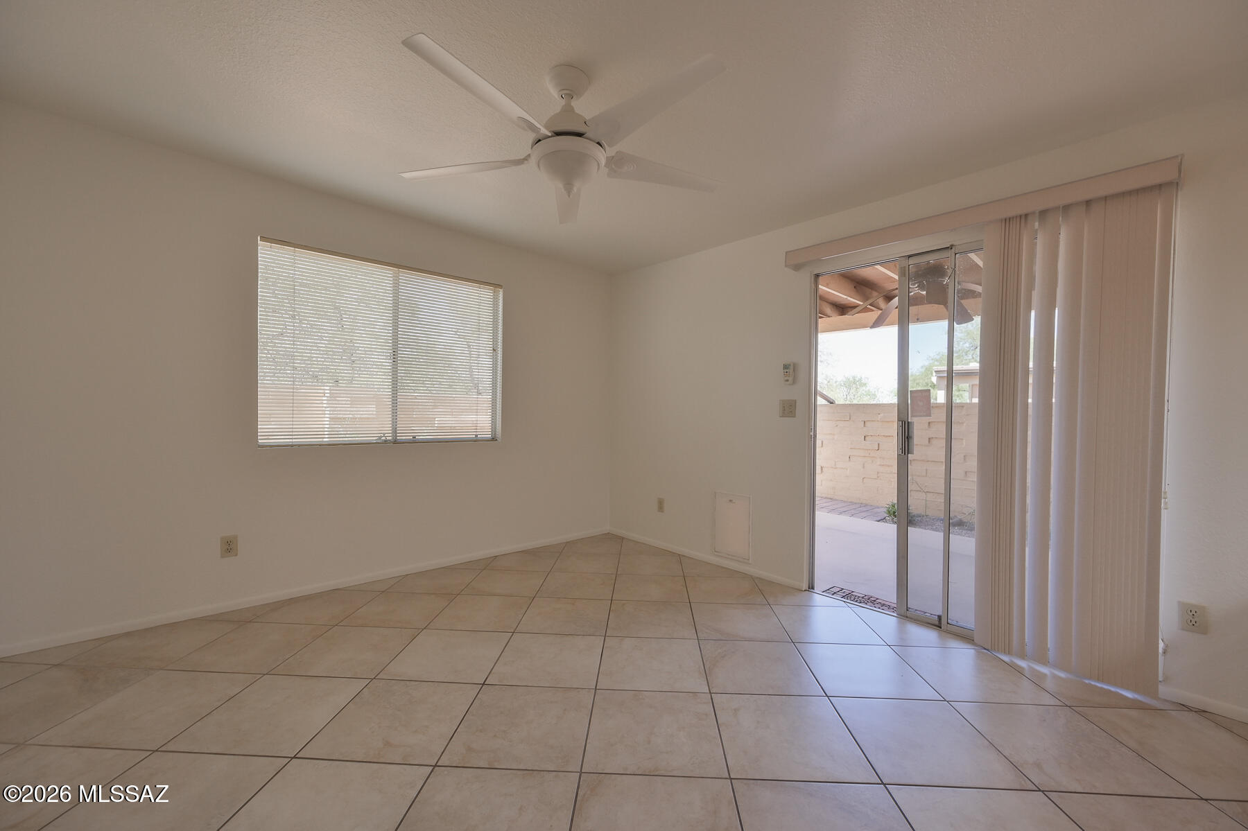 Pantano Townhomes (1-118) - Residential