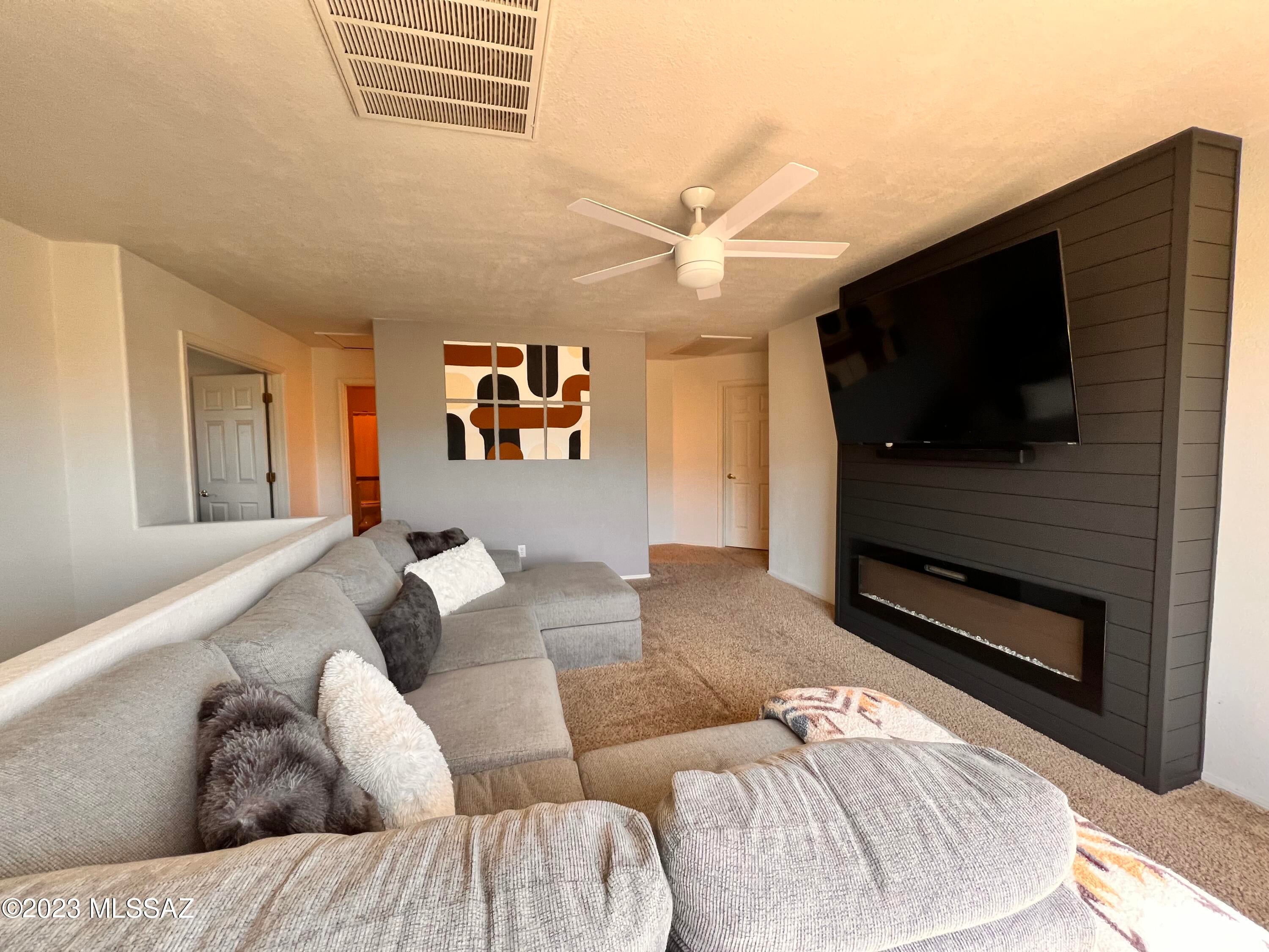 Villages Of La Canada (The) - Residential Lease