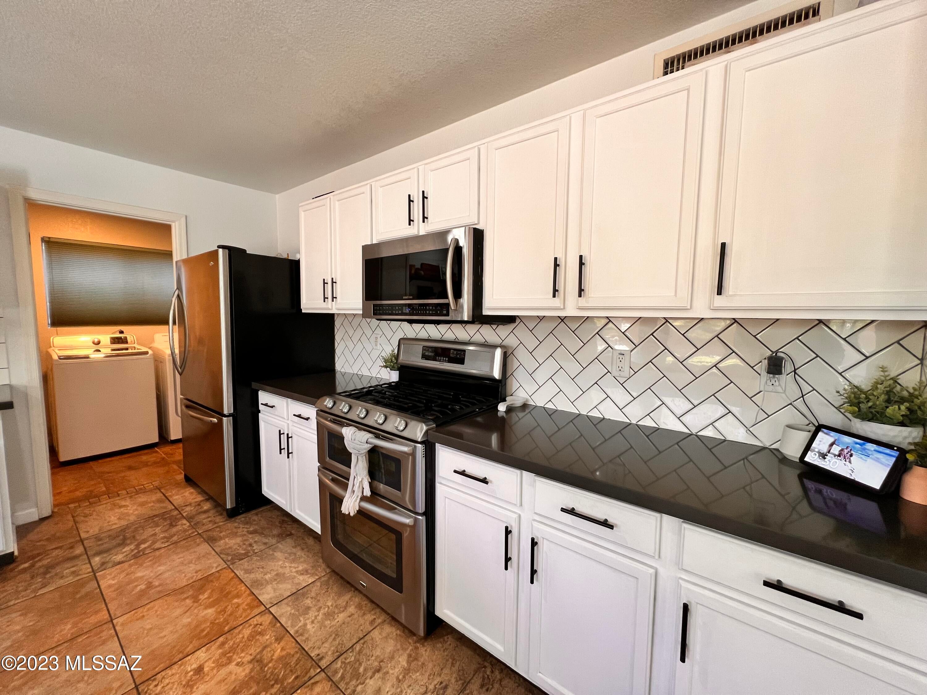 Villages Of La Canada (The) - Residential Lease