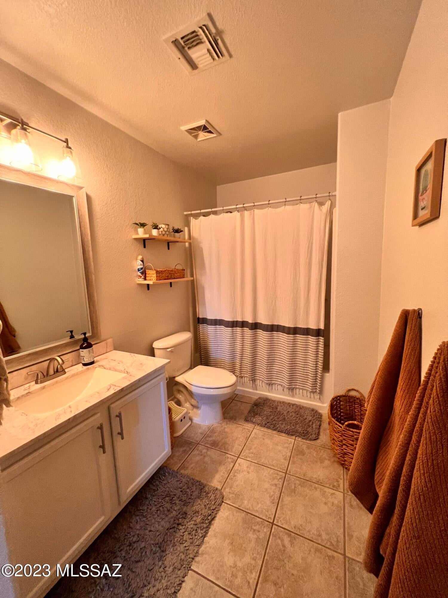 Villages Of La Canada (The) - Residential Lease