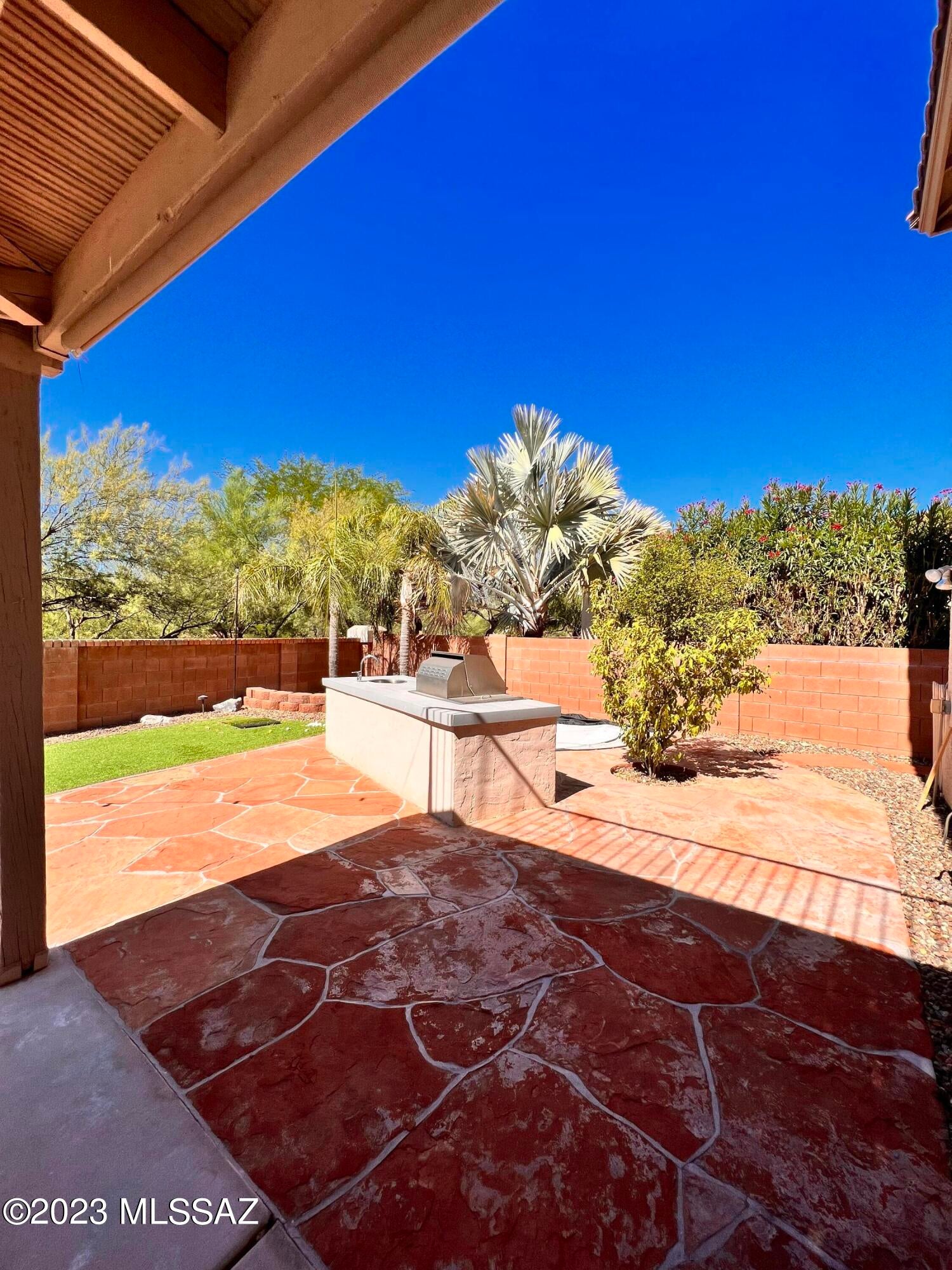 Villages Of La Canada (The) - Residential Lease