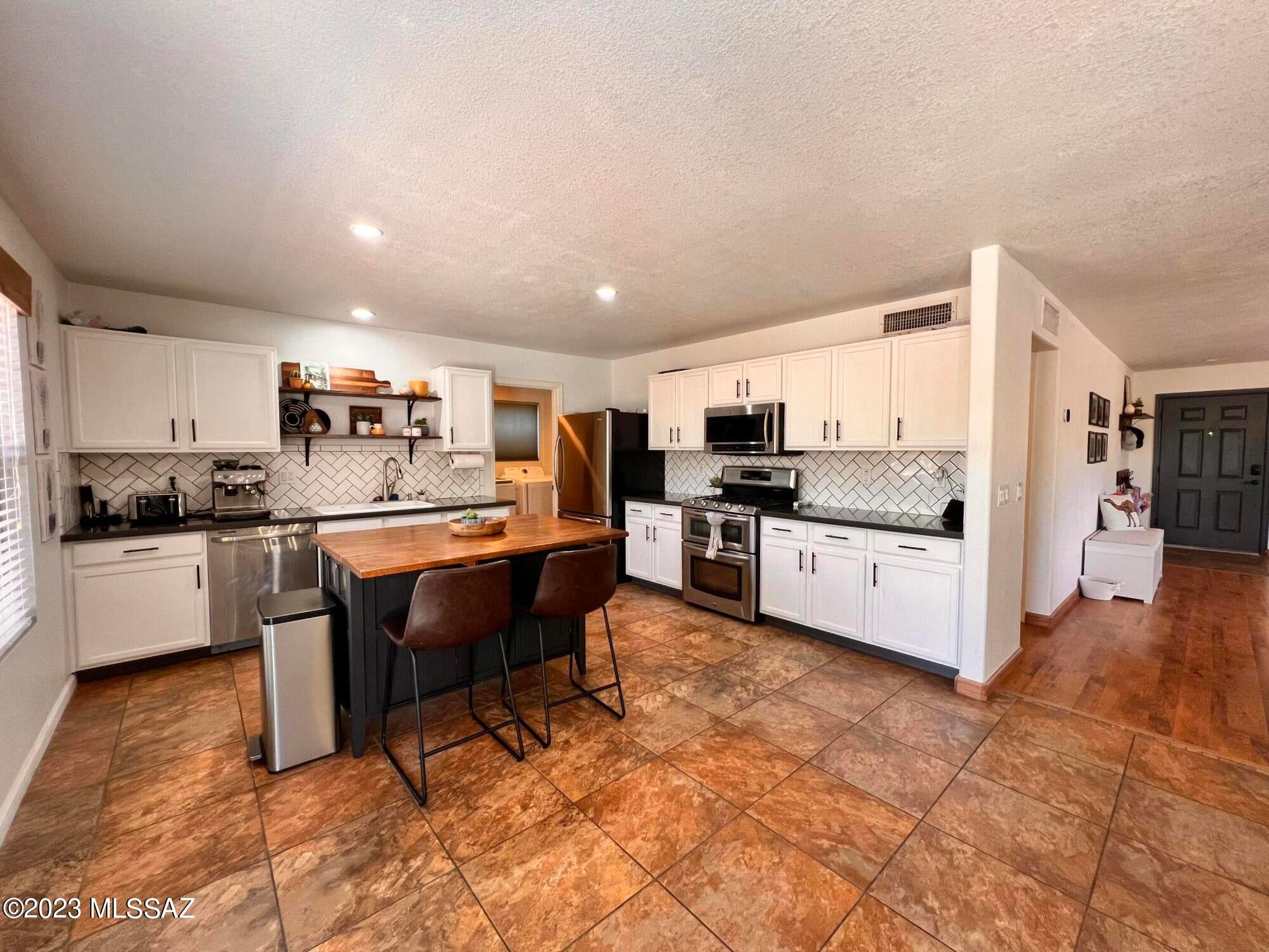 Villages Of La Canada (The) - Residential Lease