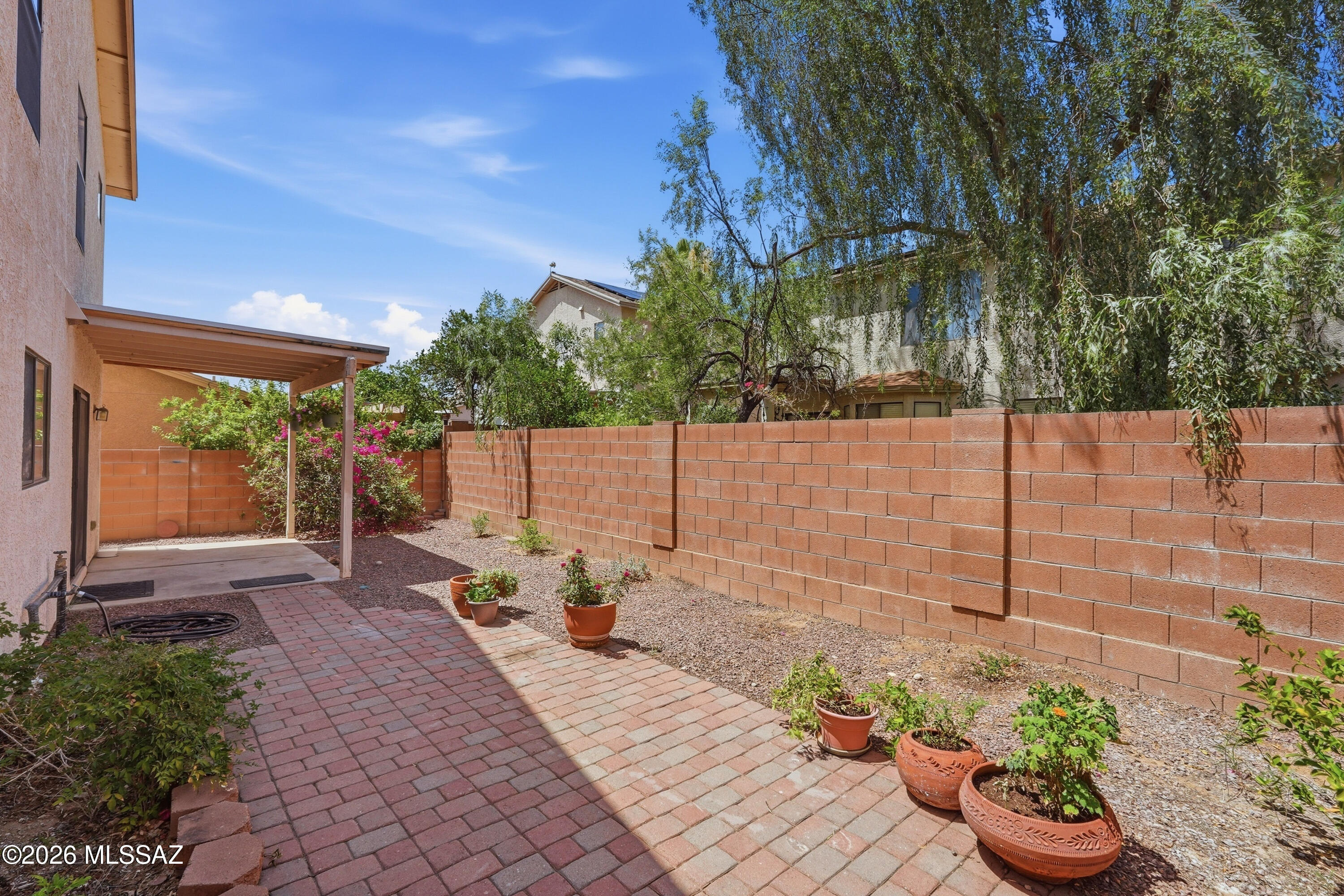 Country Club(1-221) - Residential