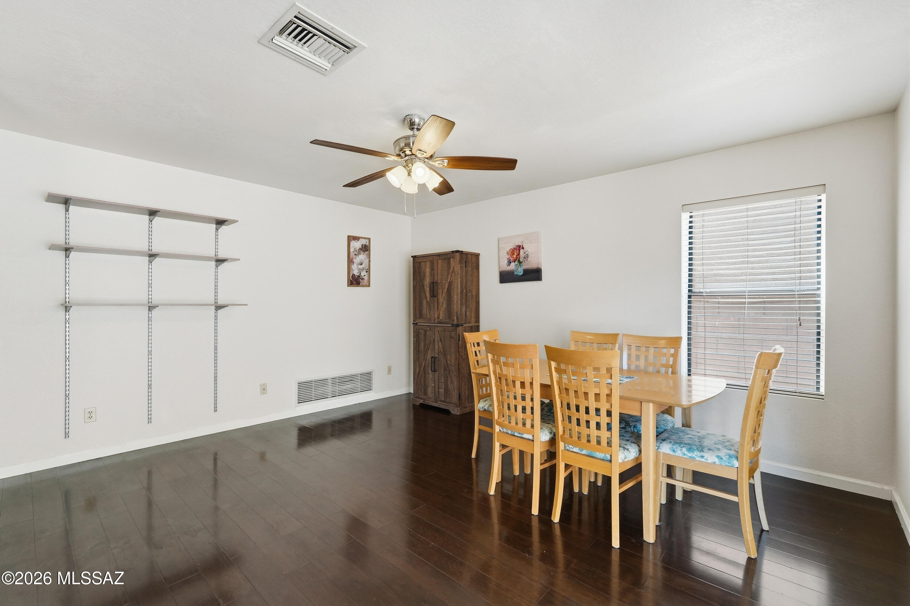 Country Club(1-221) - Residential