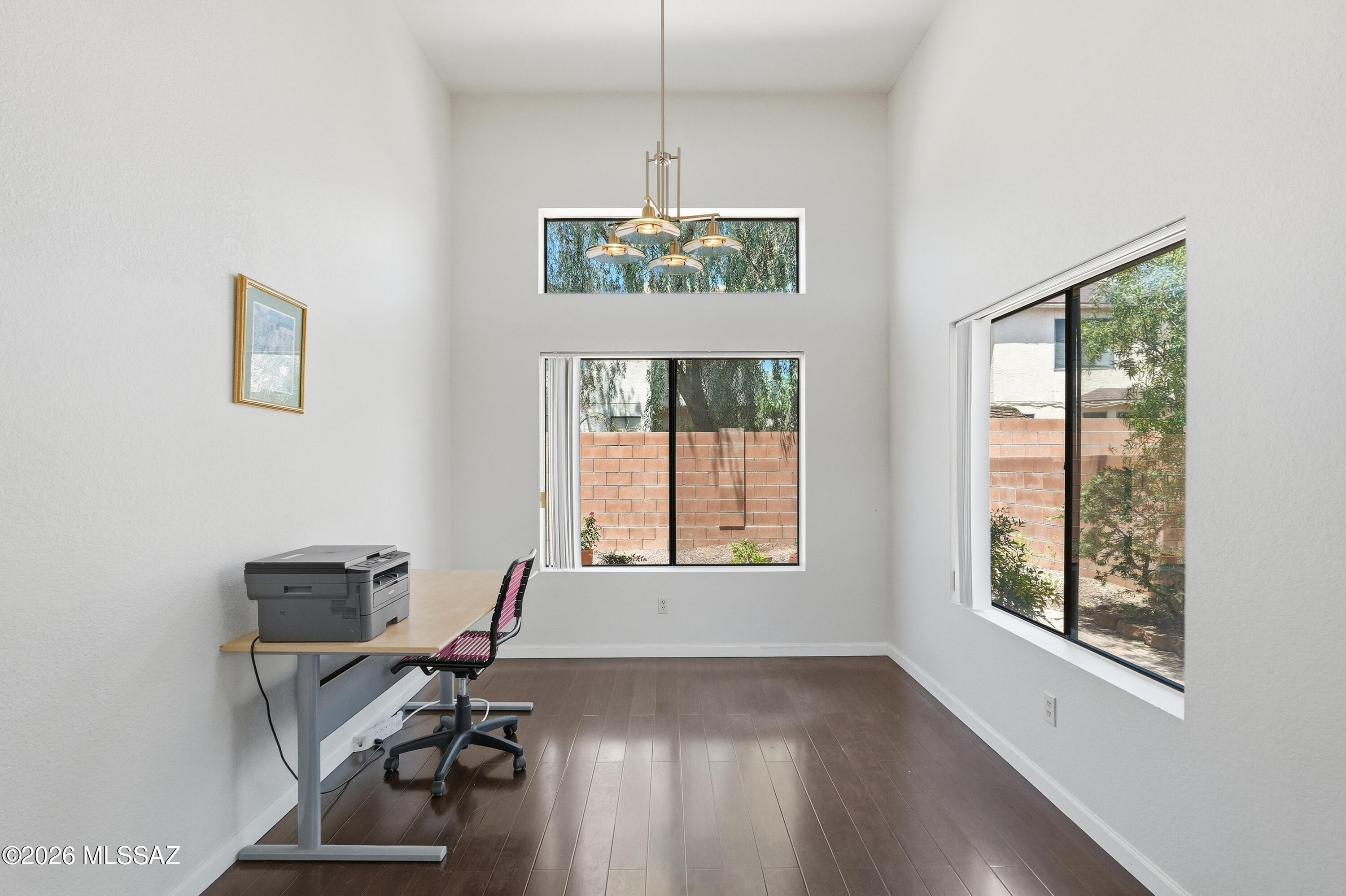 Country Club(1-221) - Residential