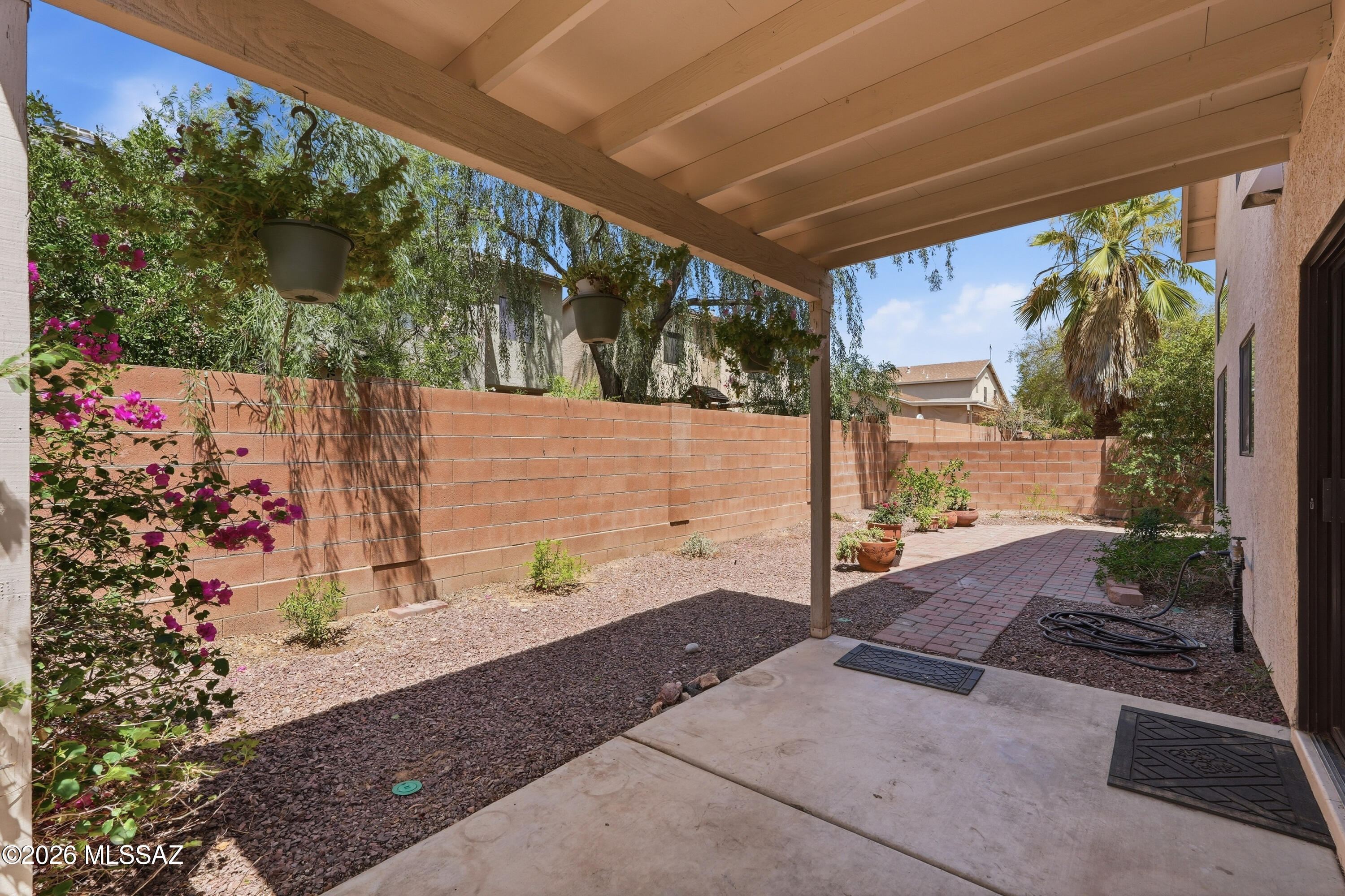 Country Club(1-221) - Residential