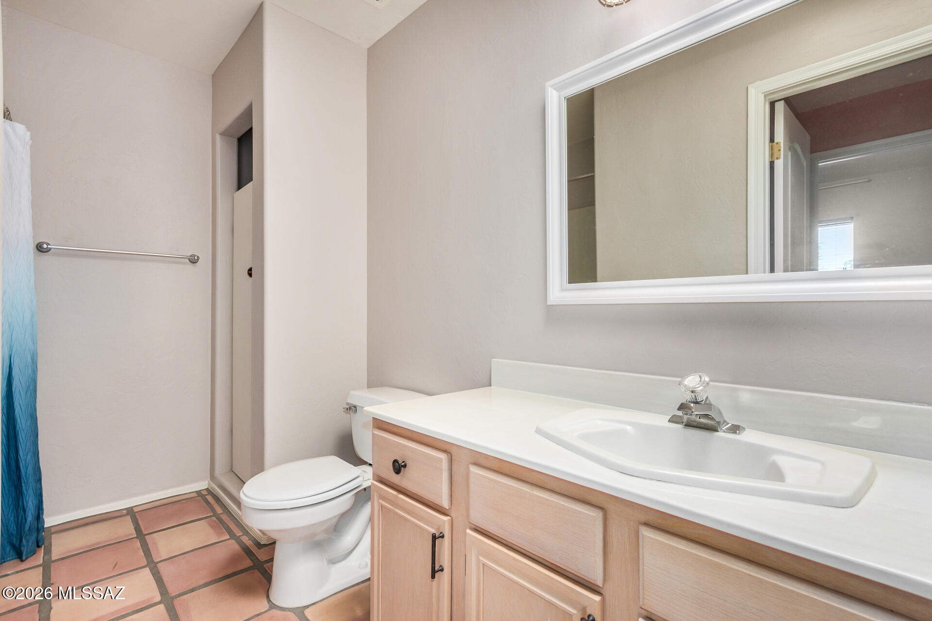 Executive Townhomes (1-16) - Residential
