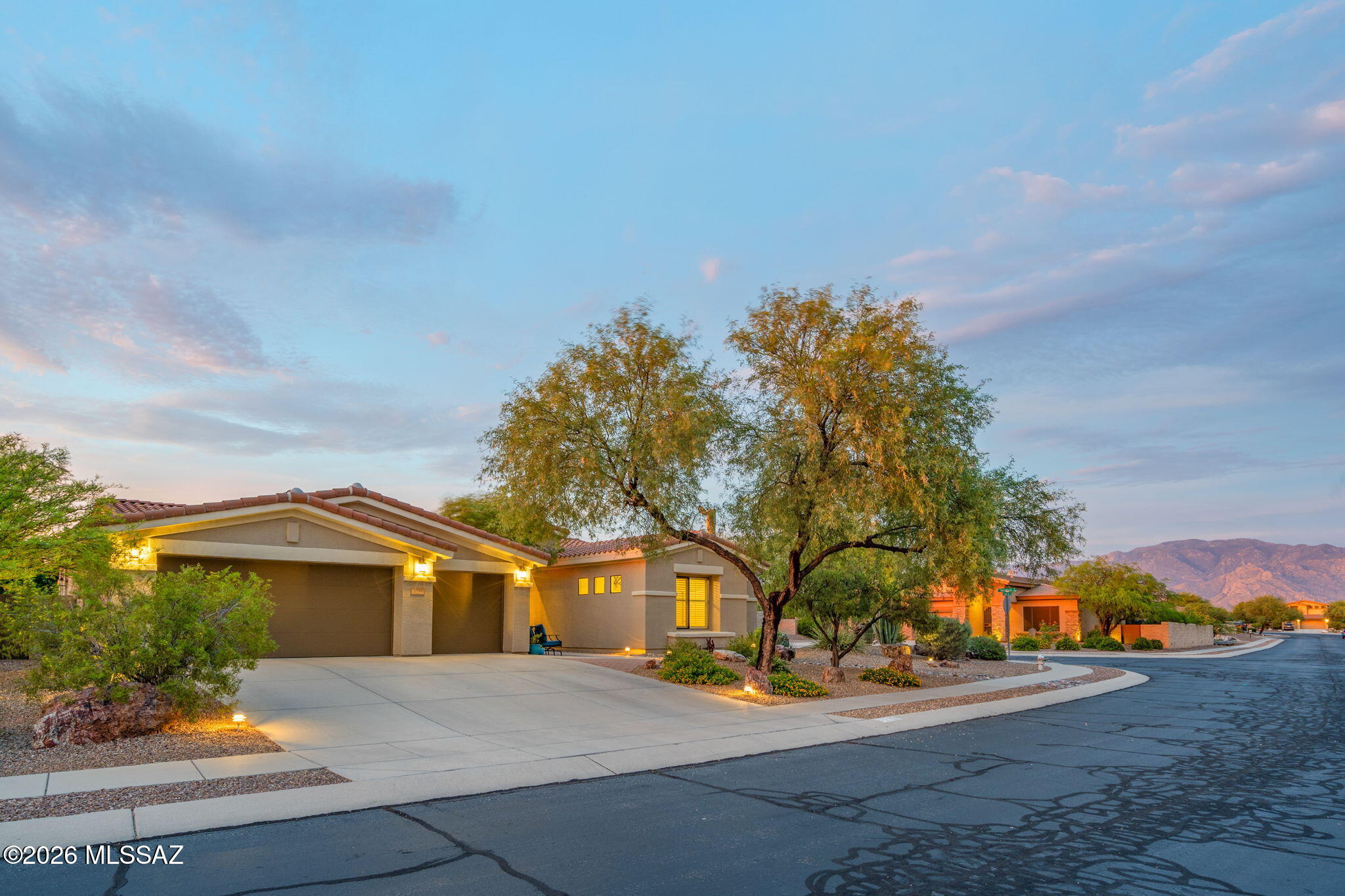 Mira Vista (1-60) - Residential