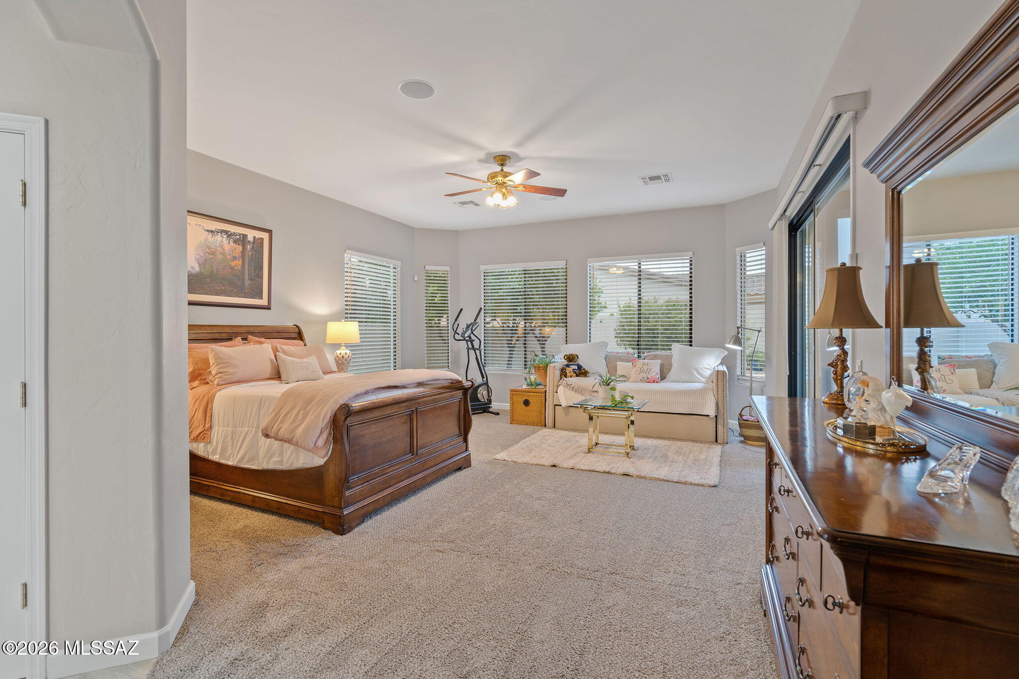 Mira Vista (1-60) - Residential