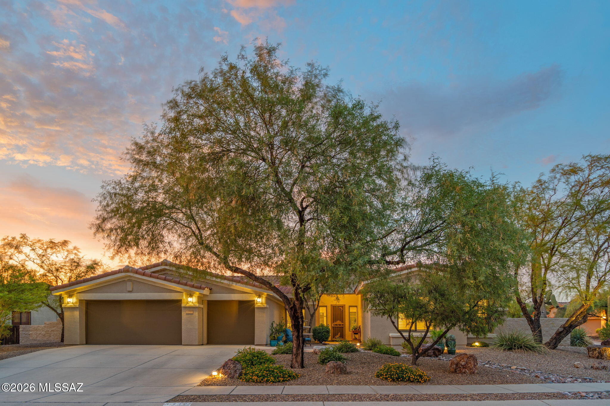 Mira Vista (1-60) - Residential