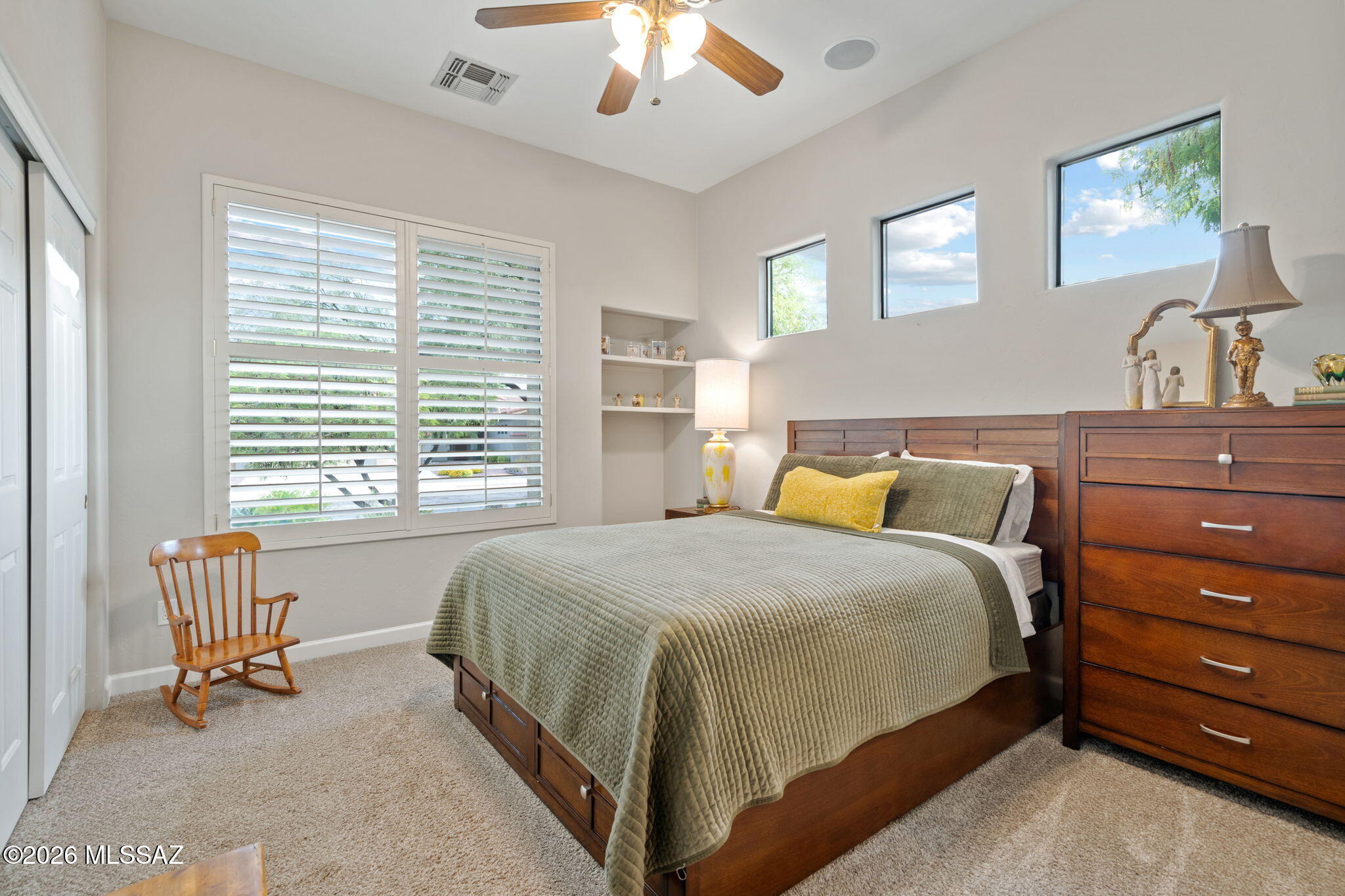 Mira Vista (1-60) - Residential