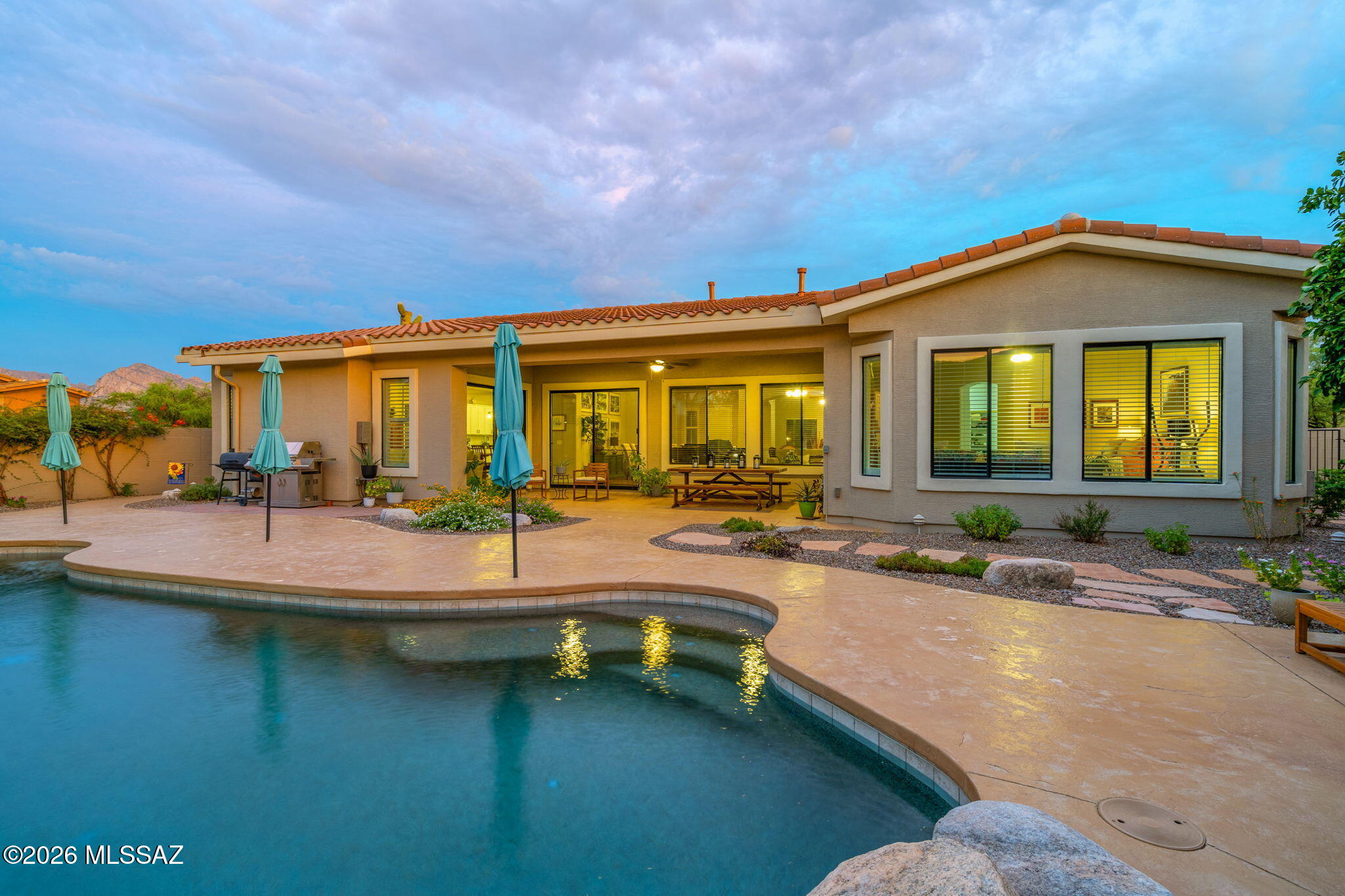 Mira Vista (1-60) - Residential