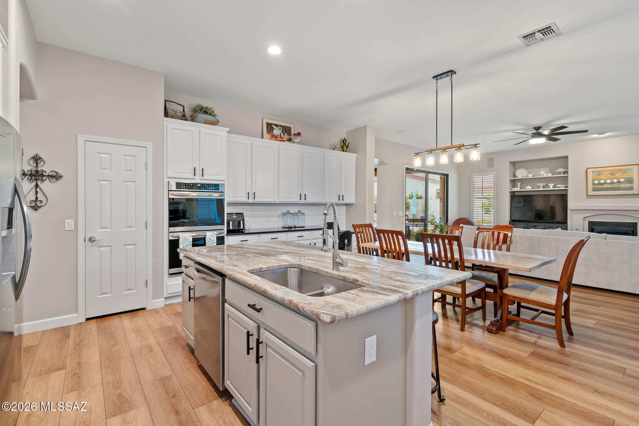 Mira Vista (1-60) - Residential