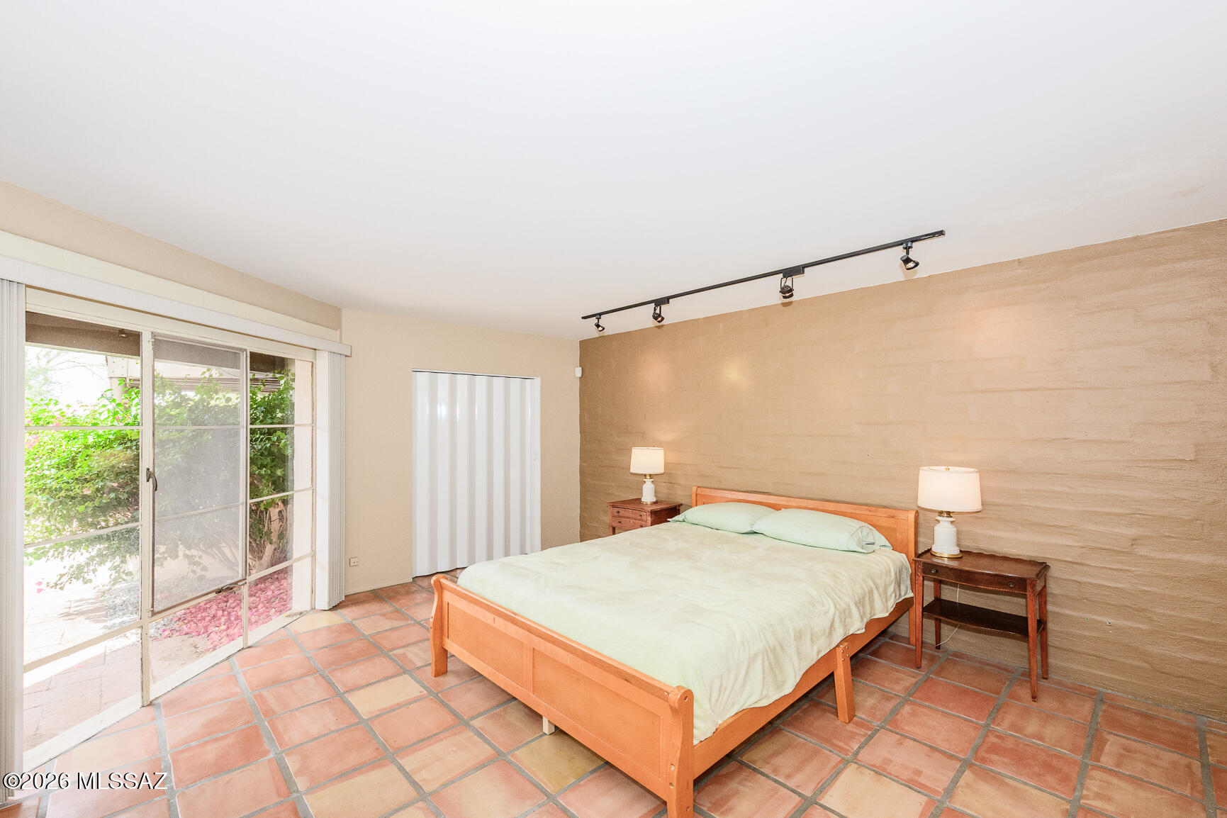 Catalina Foothills Condominium (1-24) - Residential